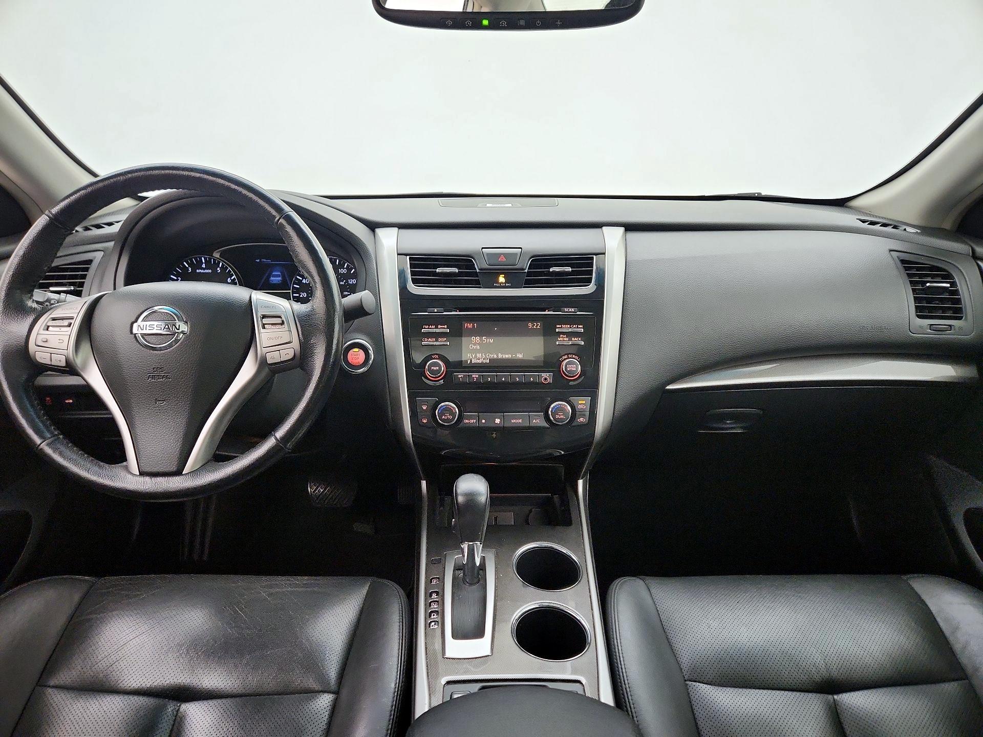 Thumbnail: 2013 Nissan Altima - 9