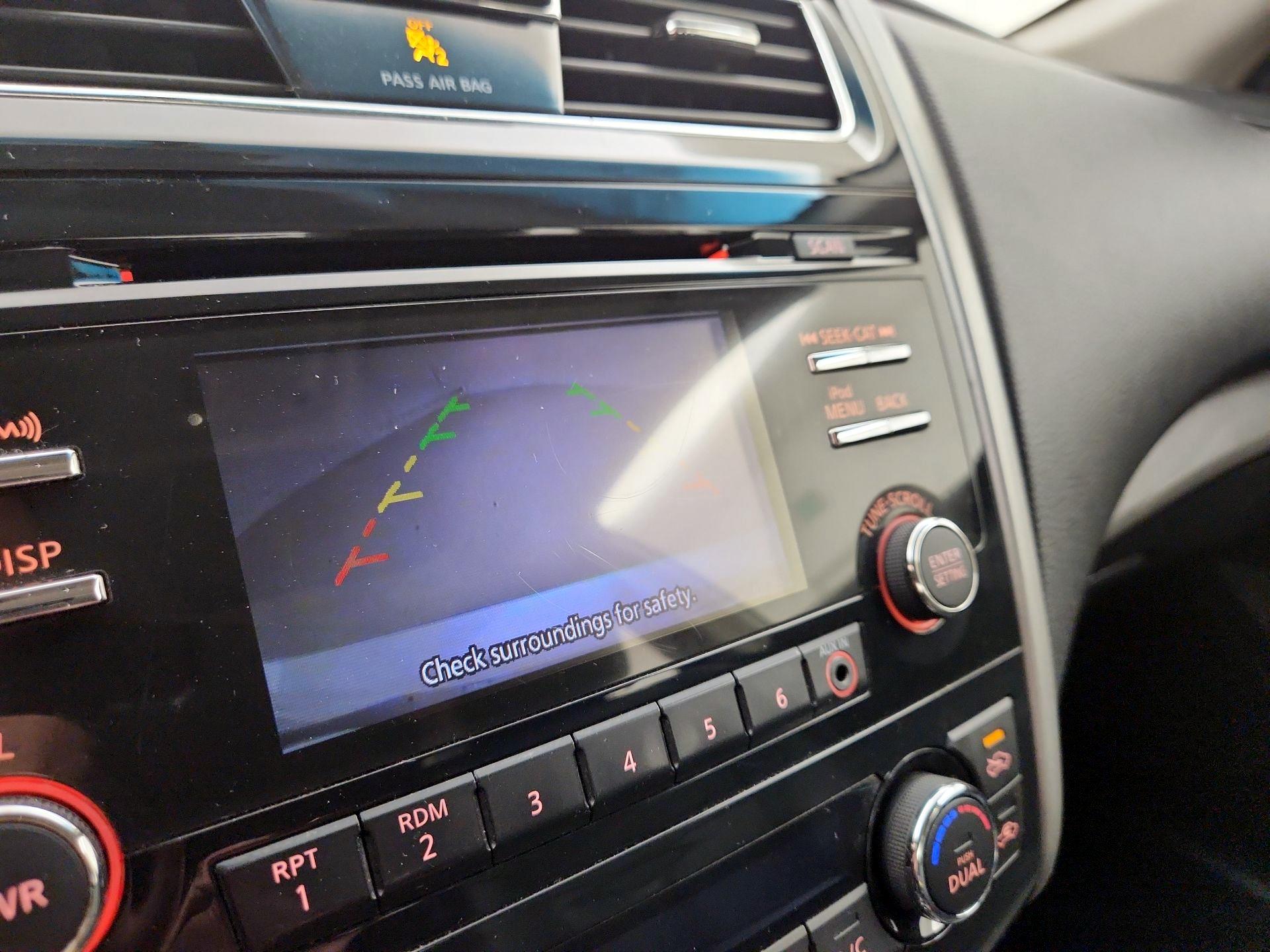 Thumbnail: 2013 Nissan Altima - 14