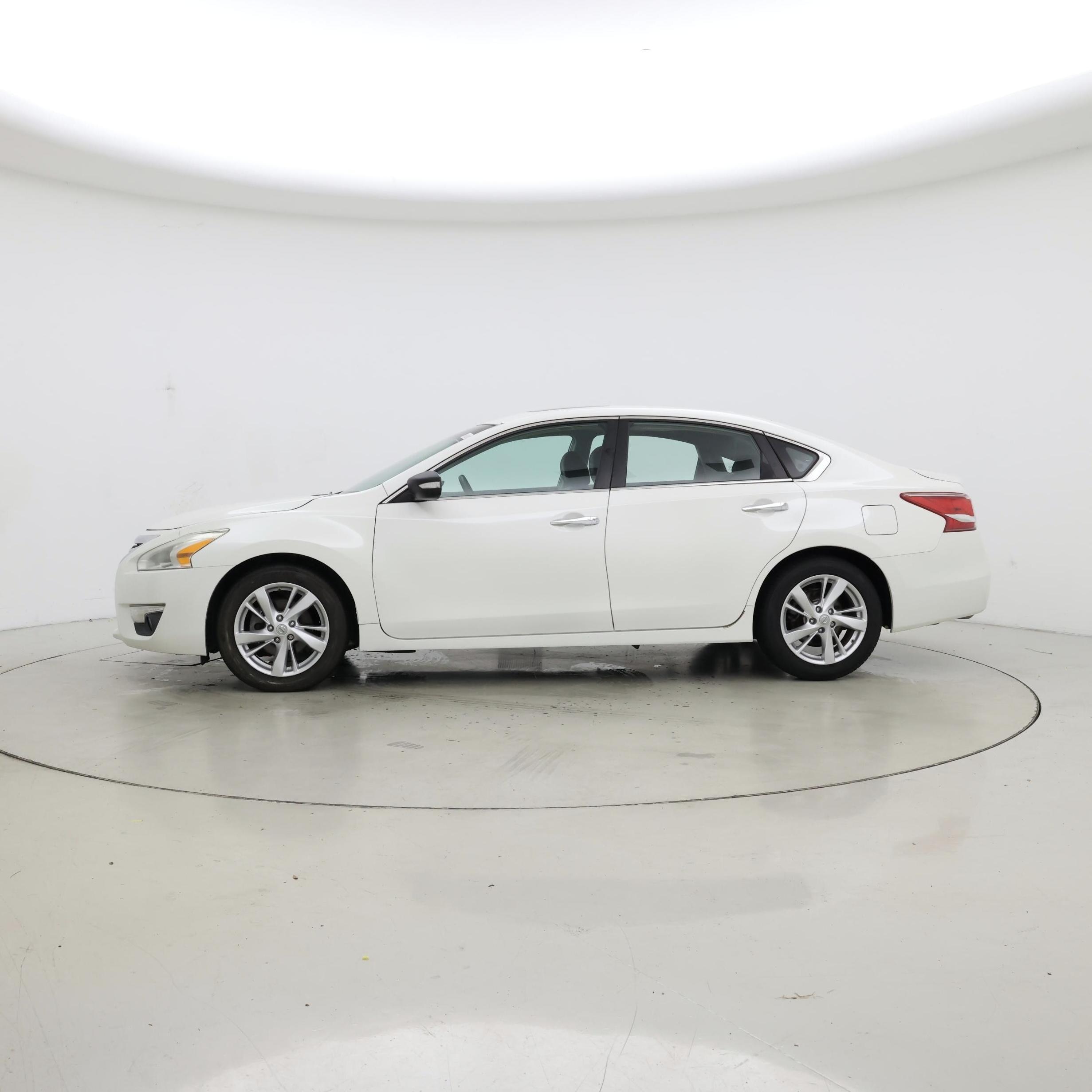 Thumbnail: 2013 Nissan Altima - 3