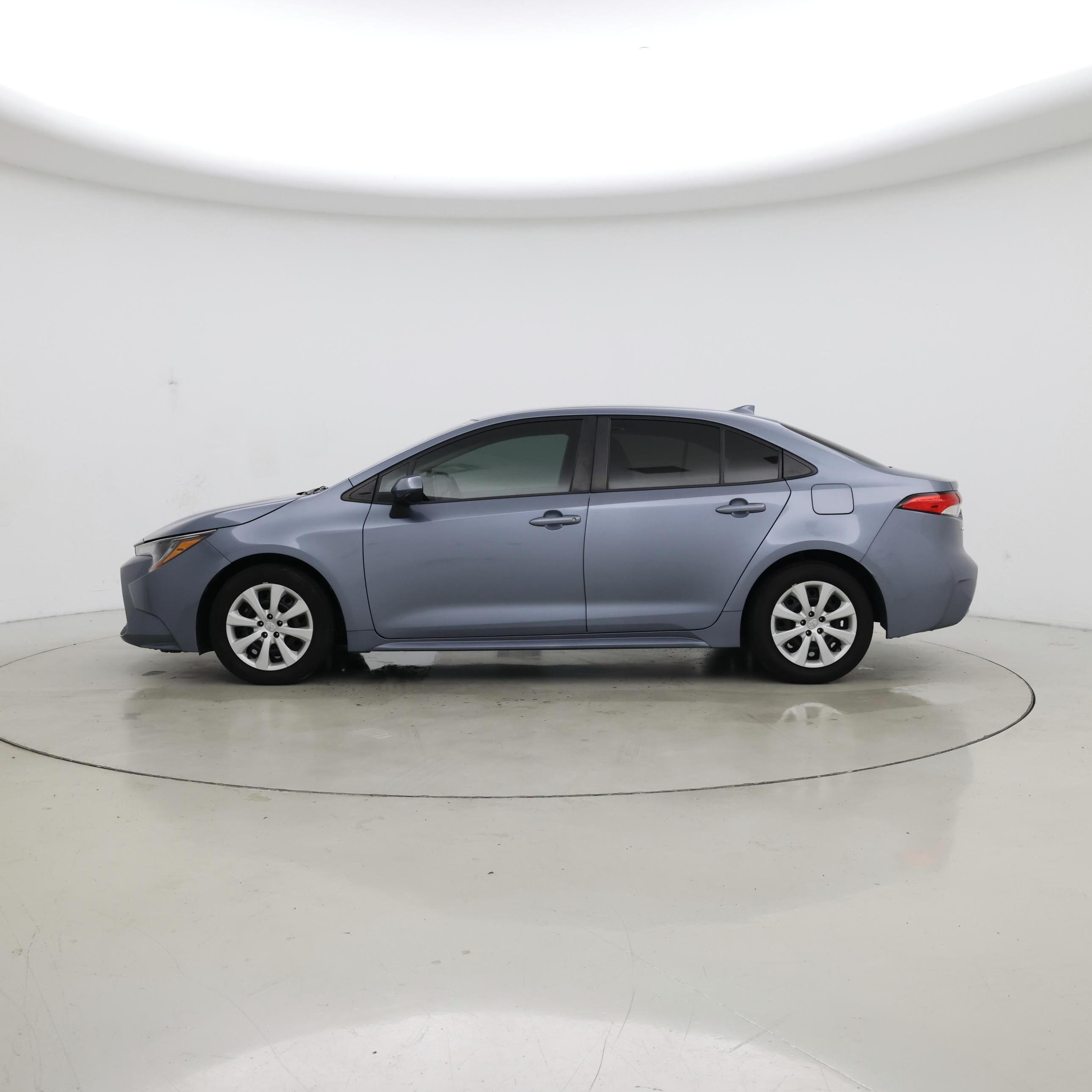 Thumbnail: 2021 Toyota Corolla - 3