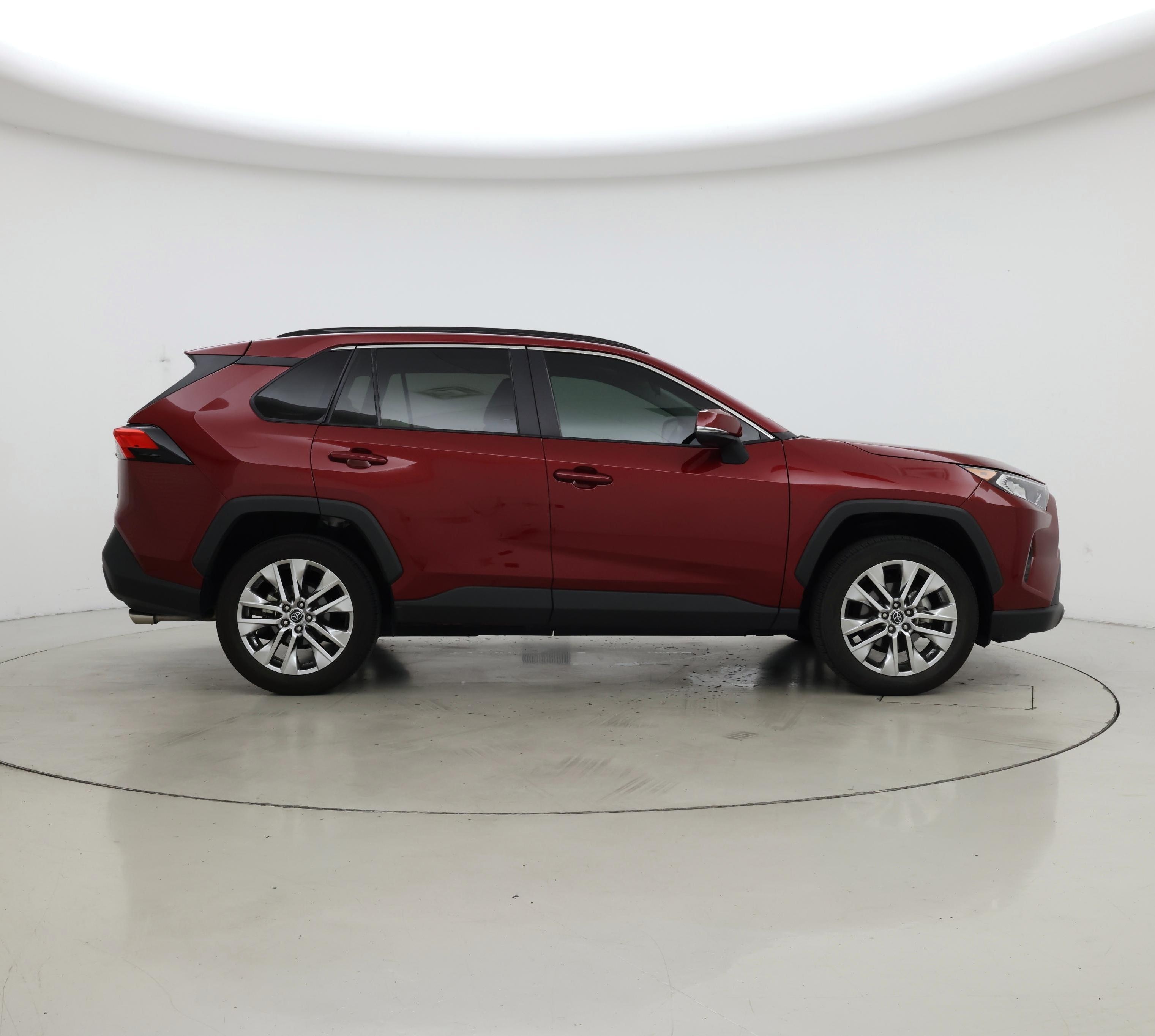 Thumbnail: 2020 Toyota RAV4 - 7