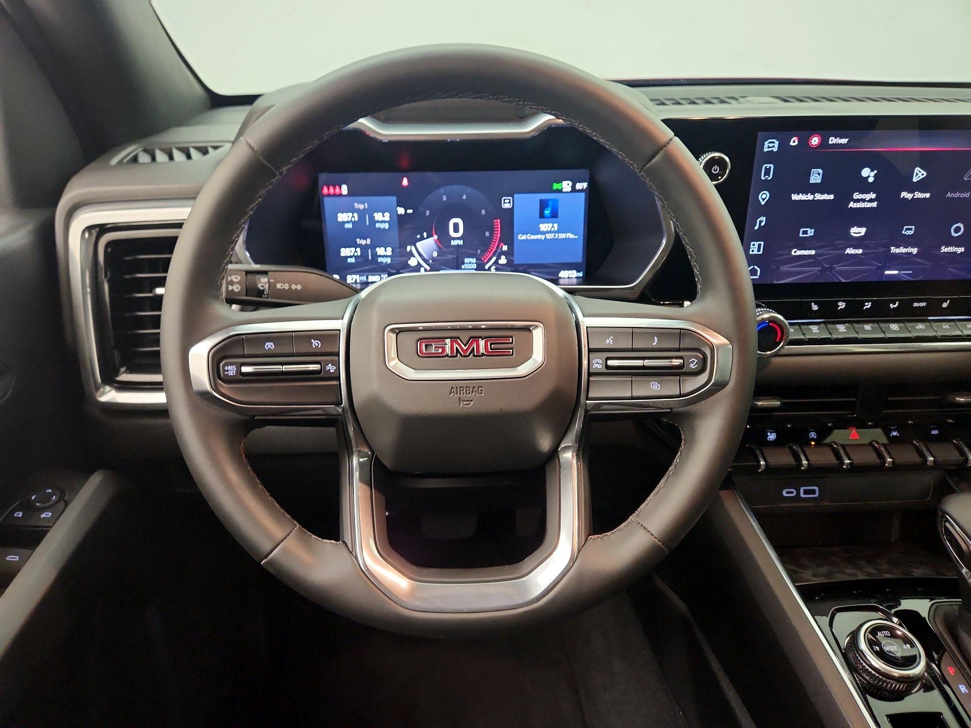 Thumbnail: 2024 GMC Canyon - 10