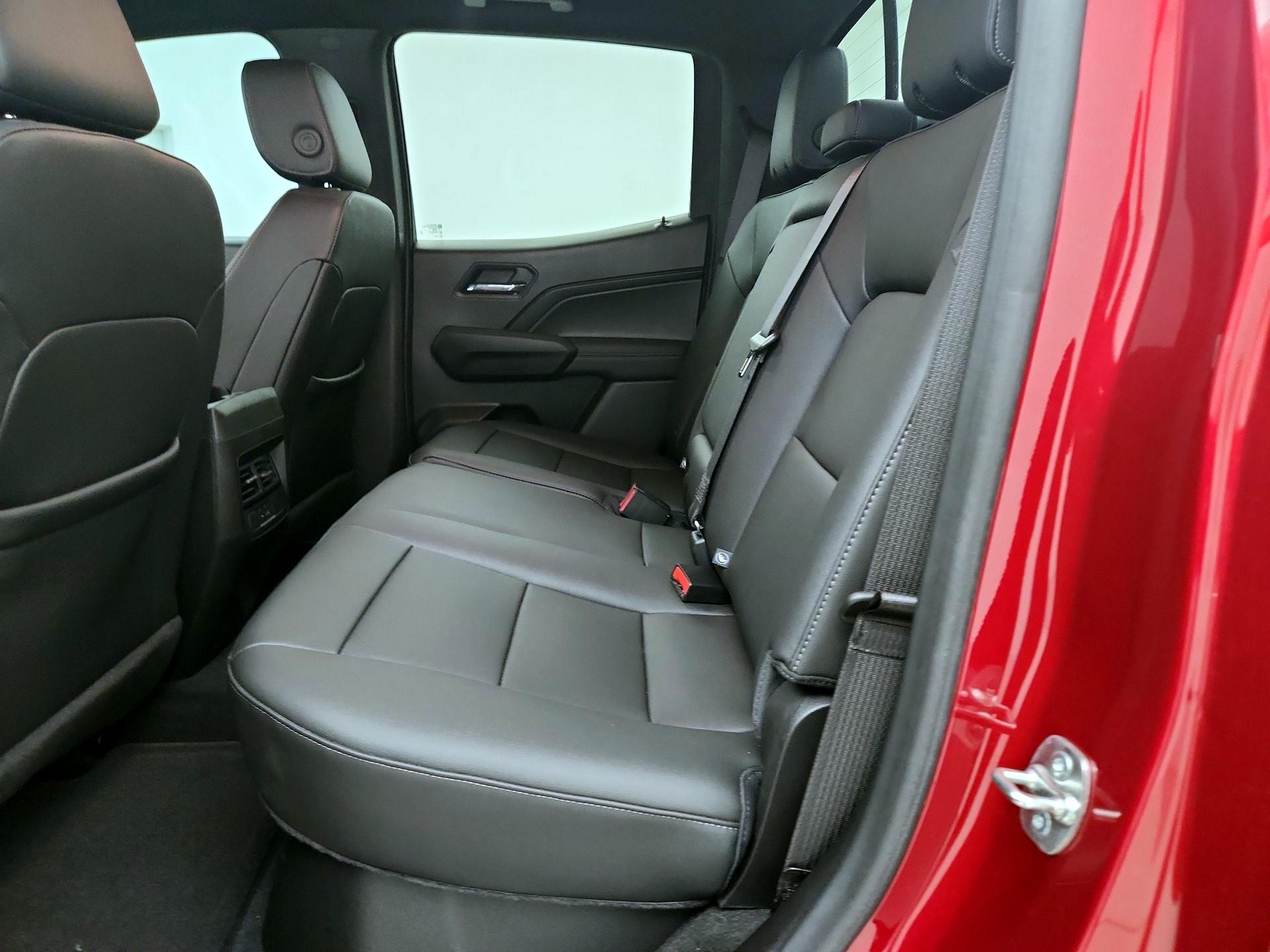 Thumbnail: 2024 GMC Canyon - 19