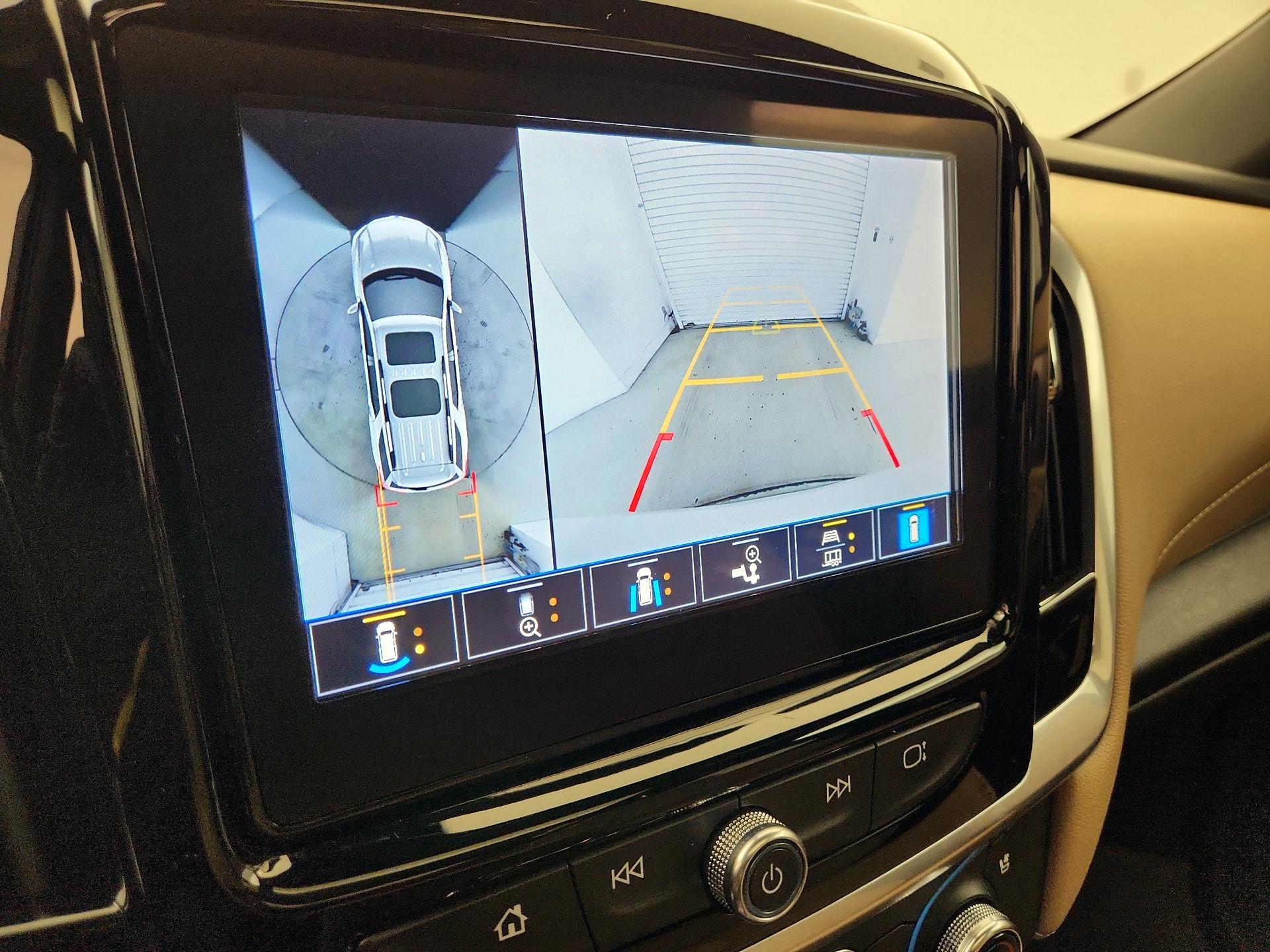 Thumbnail: 2022 Chevrolet Traverse - 15