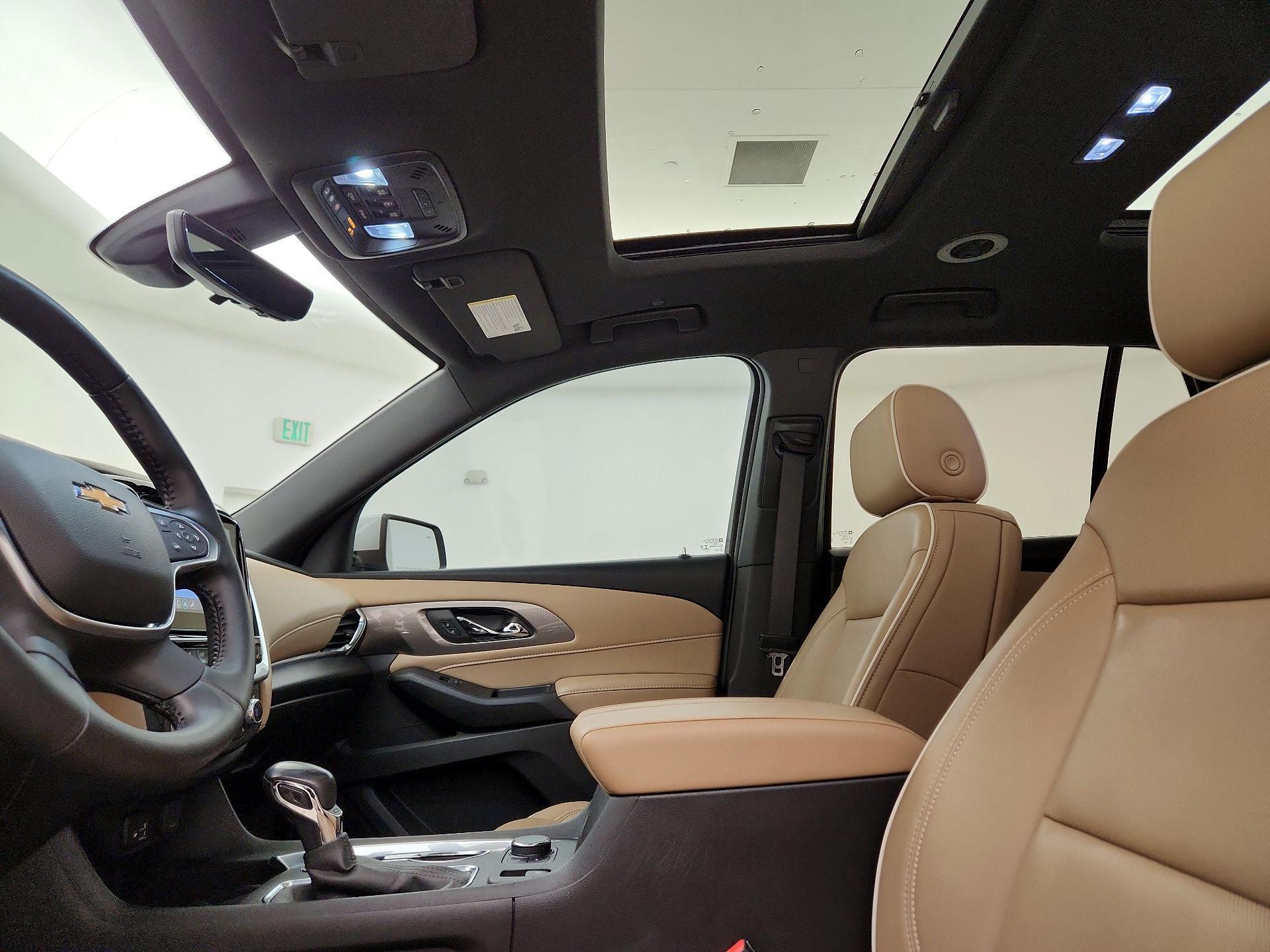 Thumbnail: 2022 Chevrolet Traverse - 20