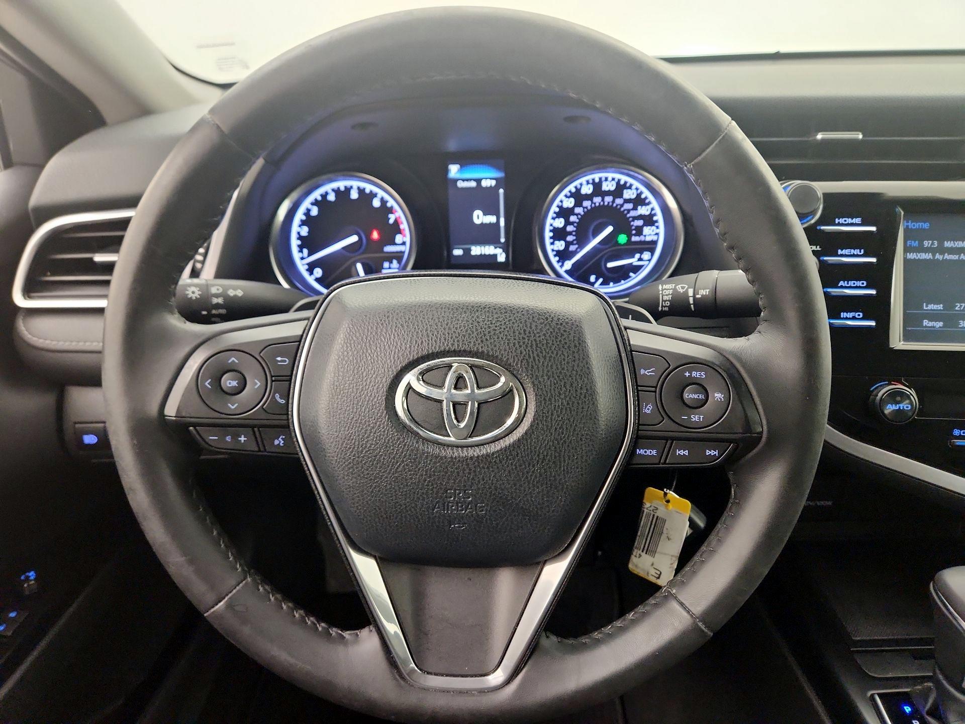 Thumbnail: 2018 Toyota Camry - 10