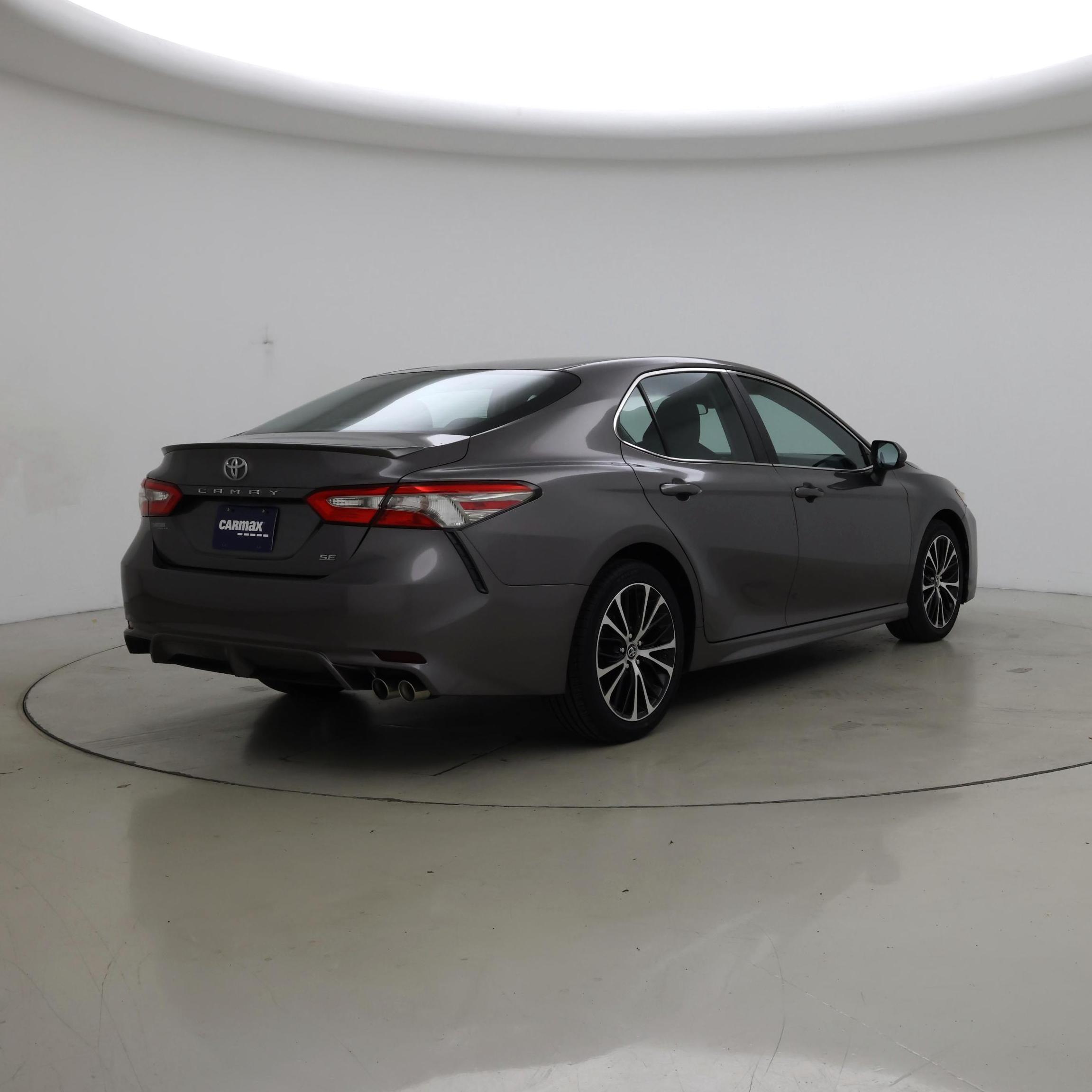 Thumbnail: 2018 Toyota Camry - 8