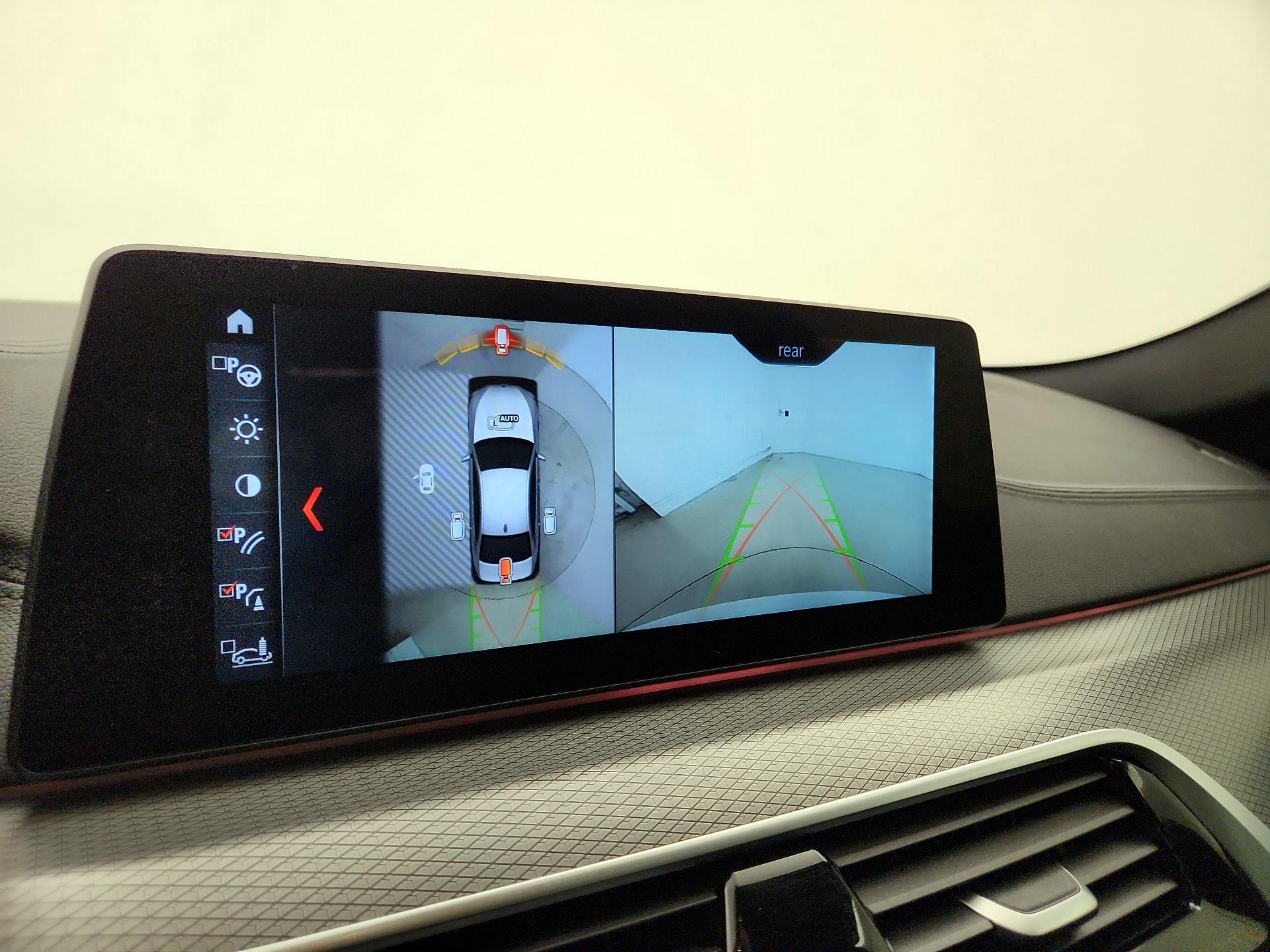 Thumbnail: 2017 BMW 5 Series - 15