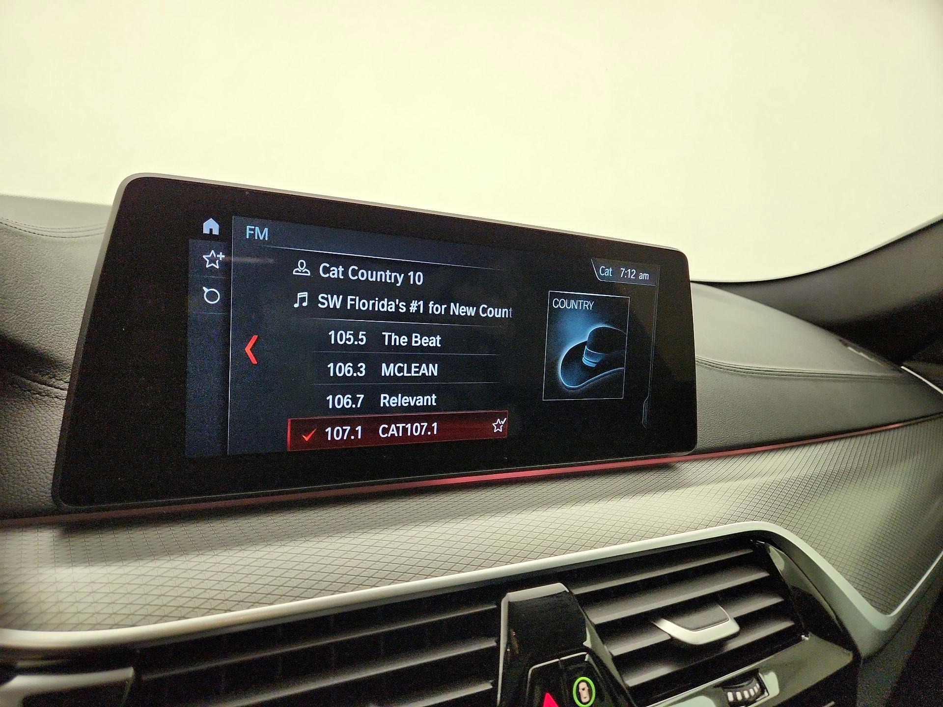 Thumbnail: 2017 BMW 5 Series - 16