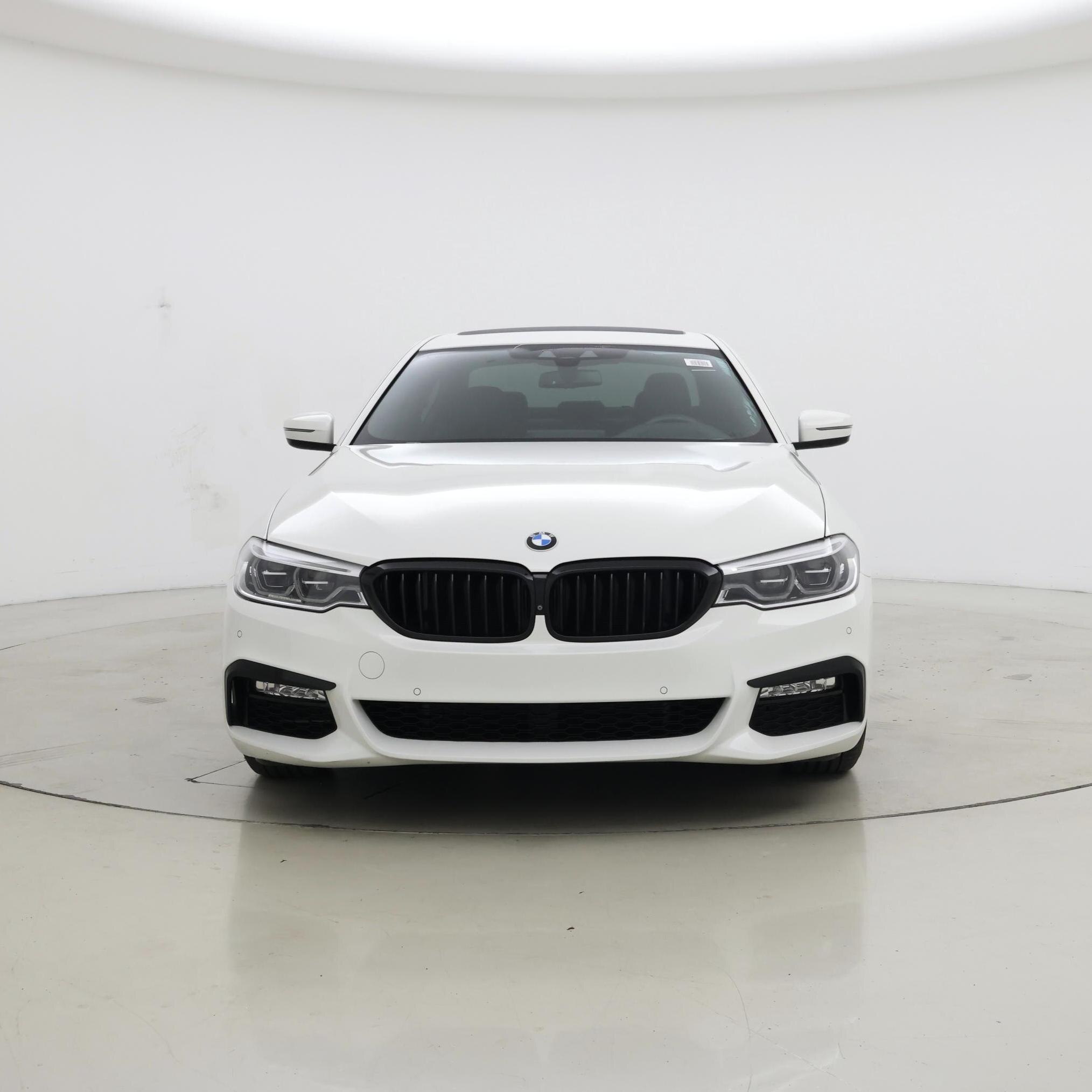 Thumbnail: 2017 BMW 5 Series - 5
