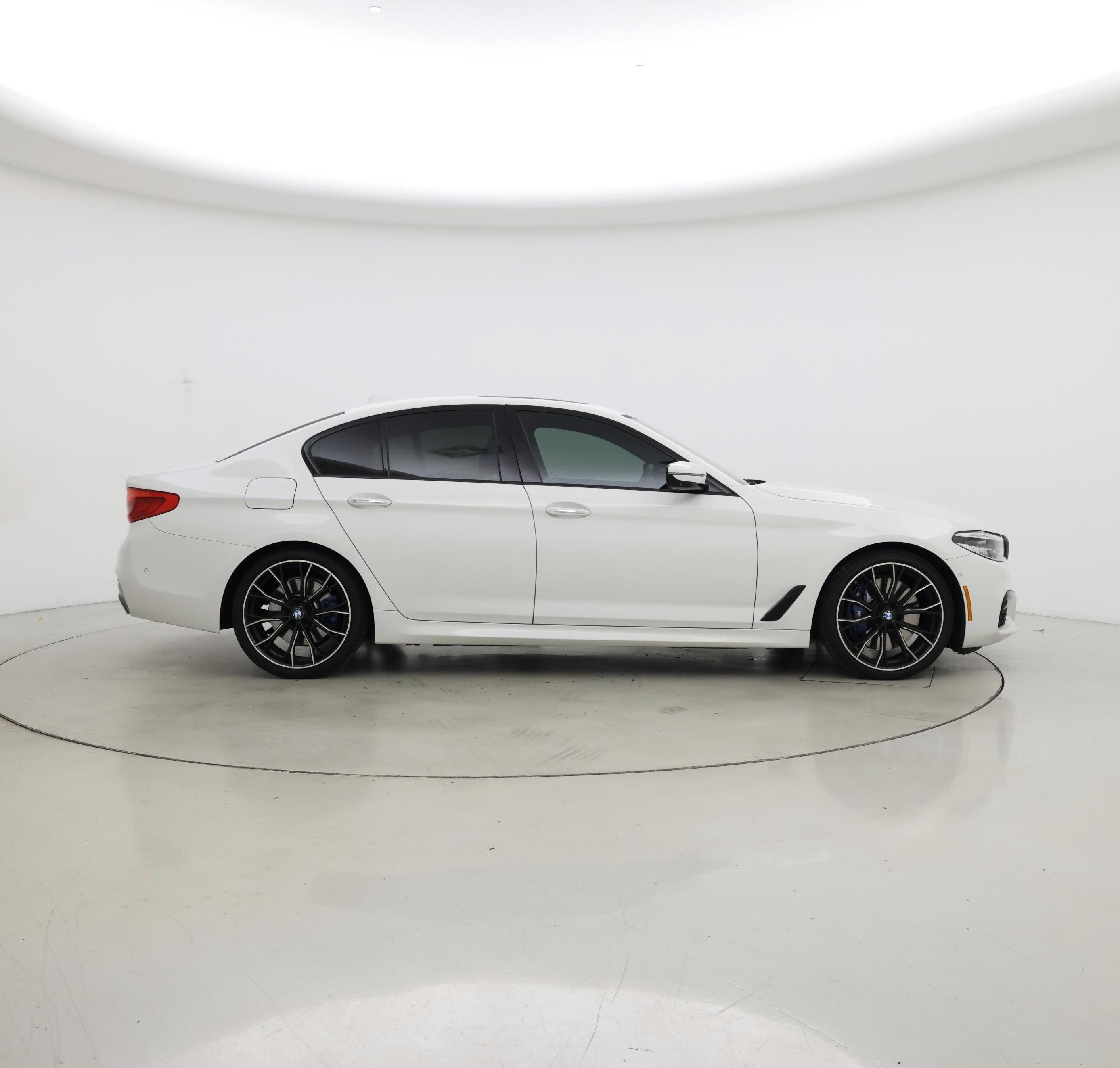Thumbnail: 2017 BMW 5 Series - 7