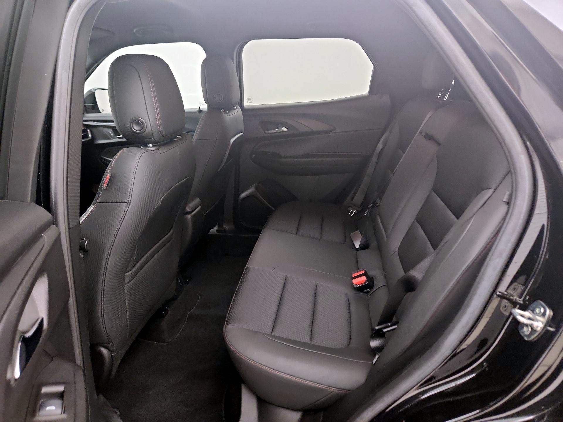 Thumbnail: 2022 Chevrolet TrailBlazer - 19
