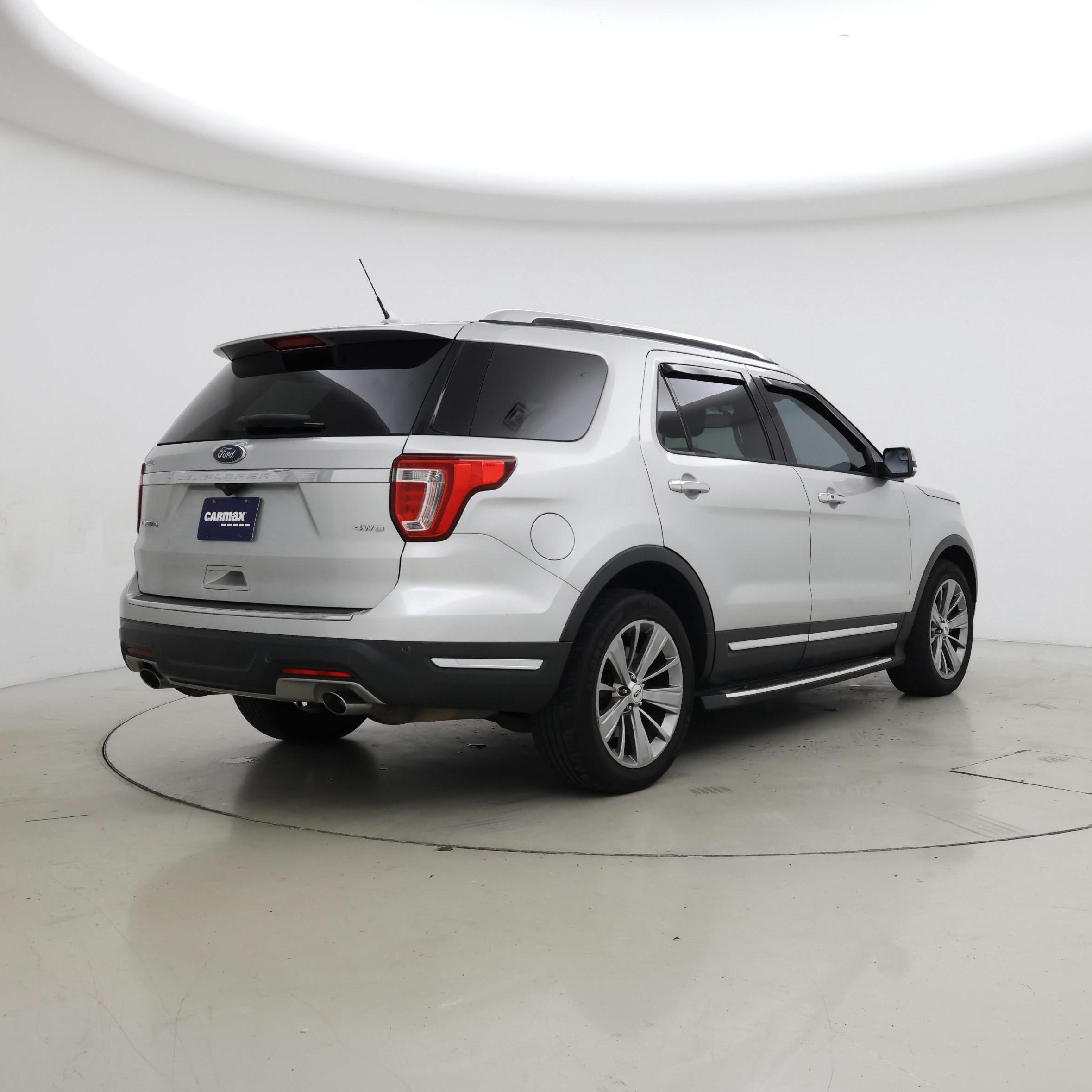 Thumbnail: 2018 Ford Explorer - 8