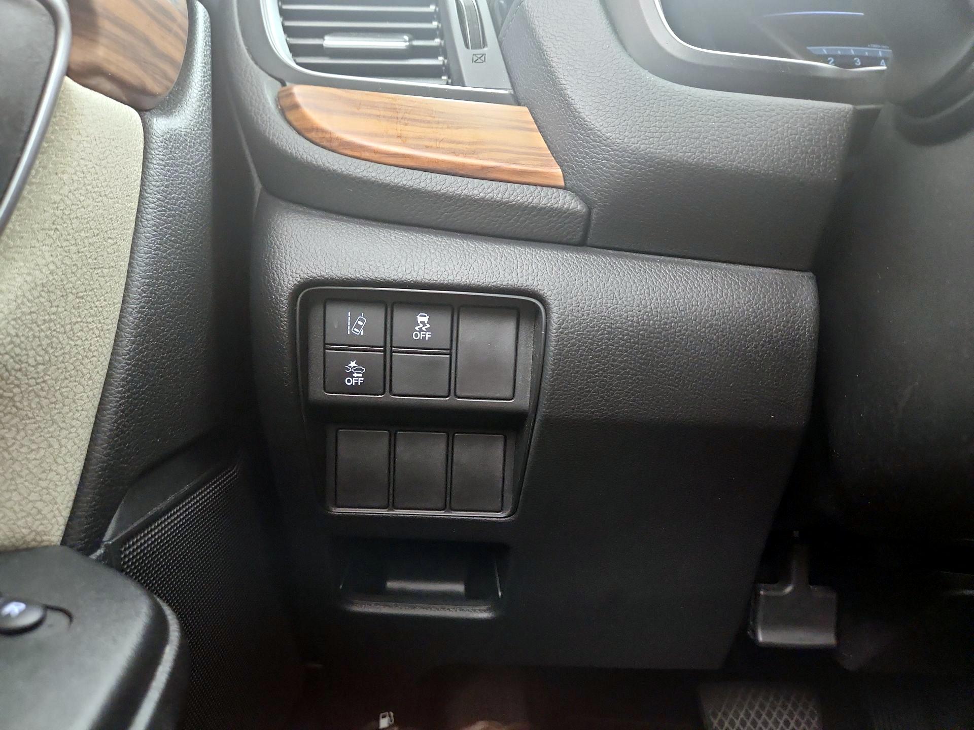 Thumbnail: 2018 Honda CR-V - 13