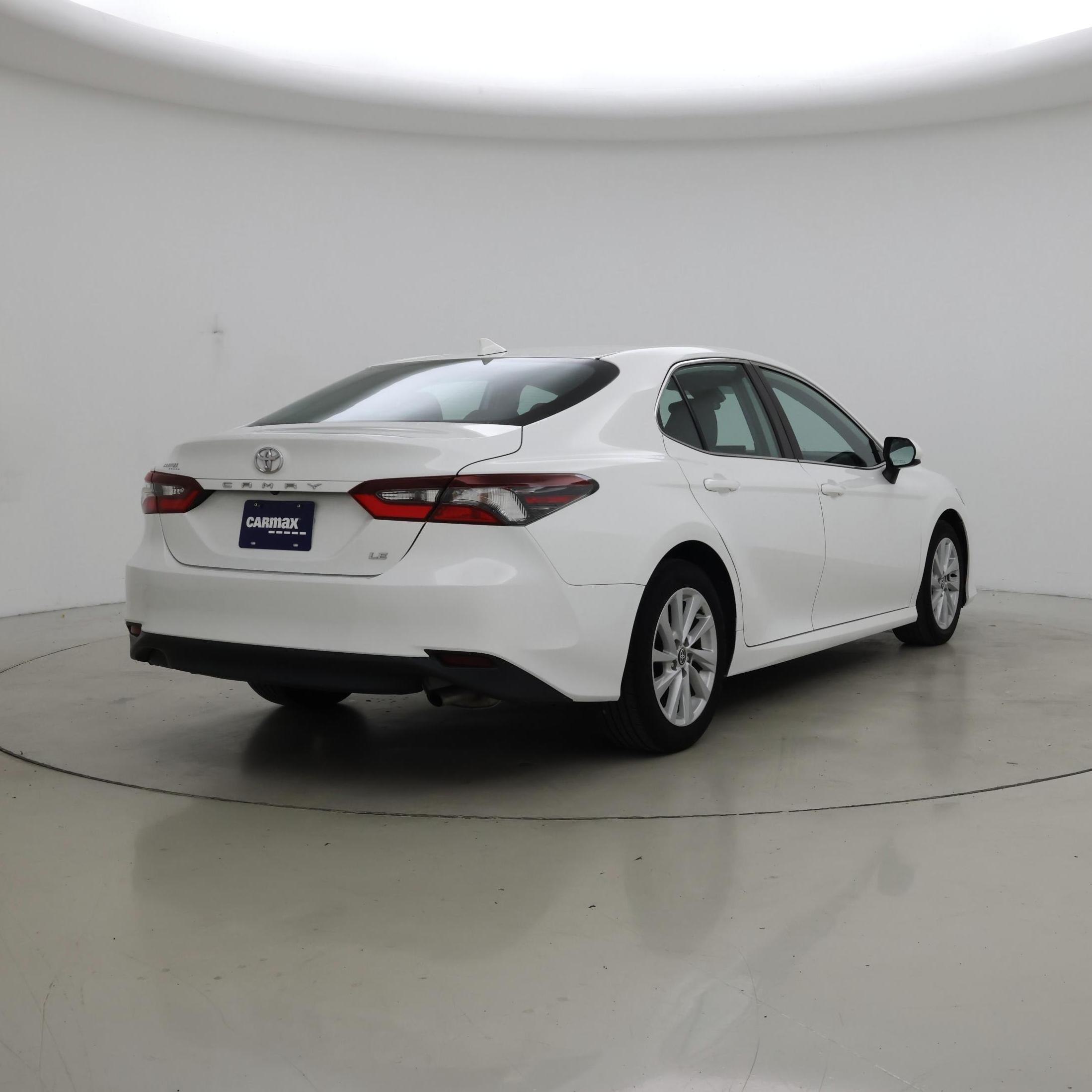 Thumbnail: 2022 Toyota Camry - 8
