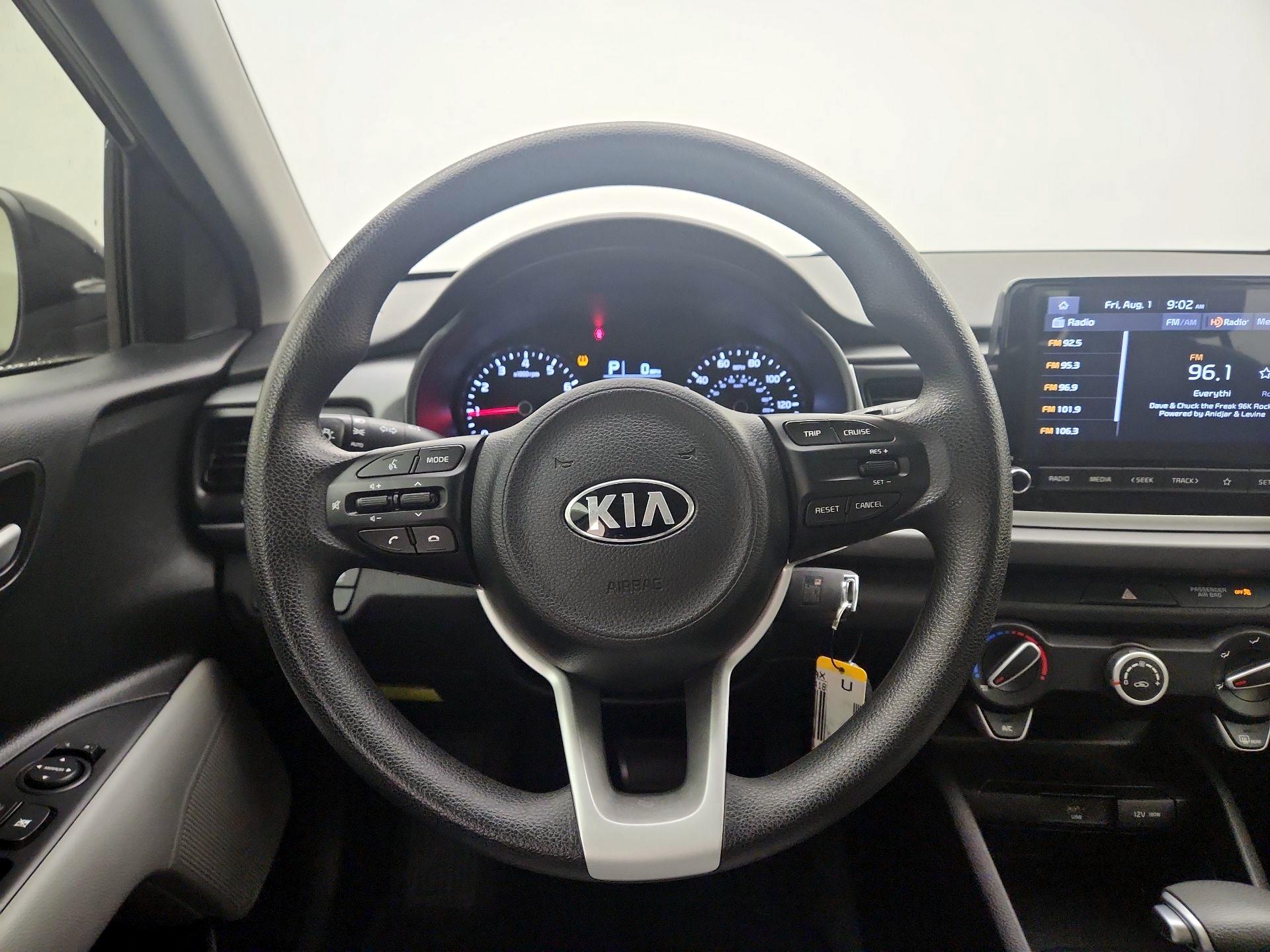 Thumbnail: 2021 Kia Rio - 10