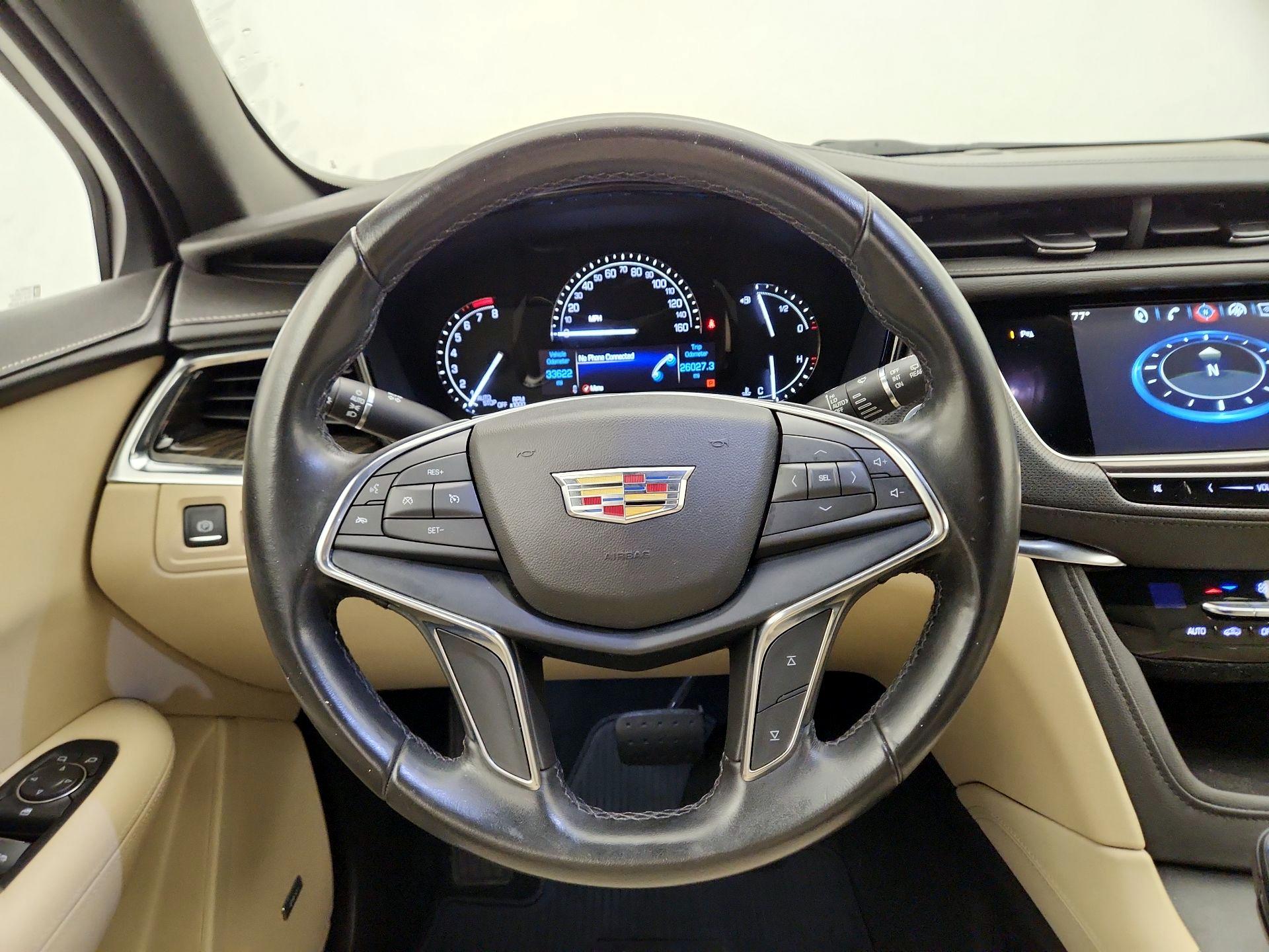 Thumbnail: 2019 Cadillac XT5 - 10