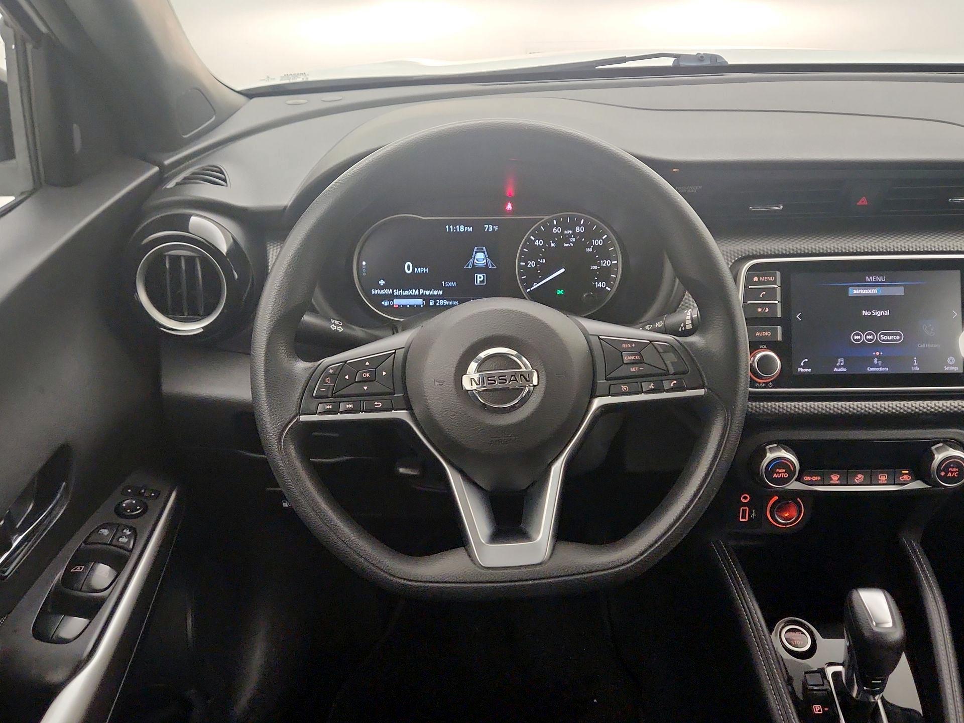 Thumbnail: 2020 Nissan Kicks - 10