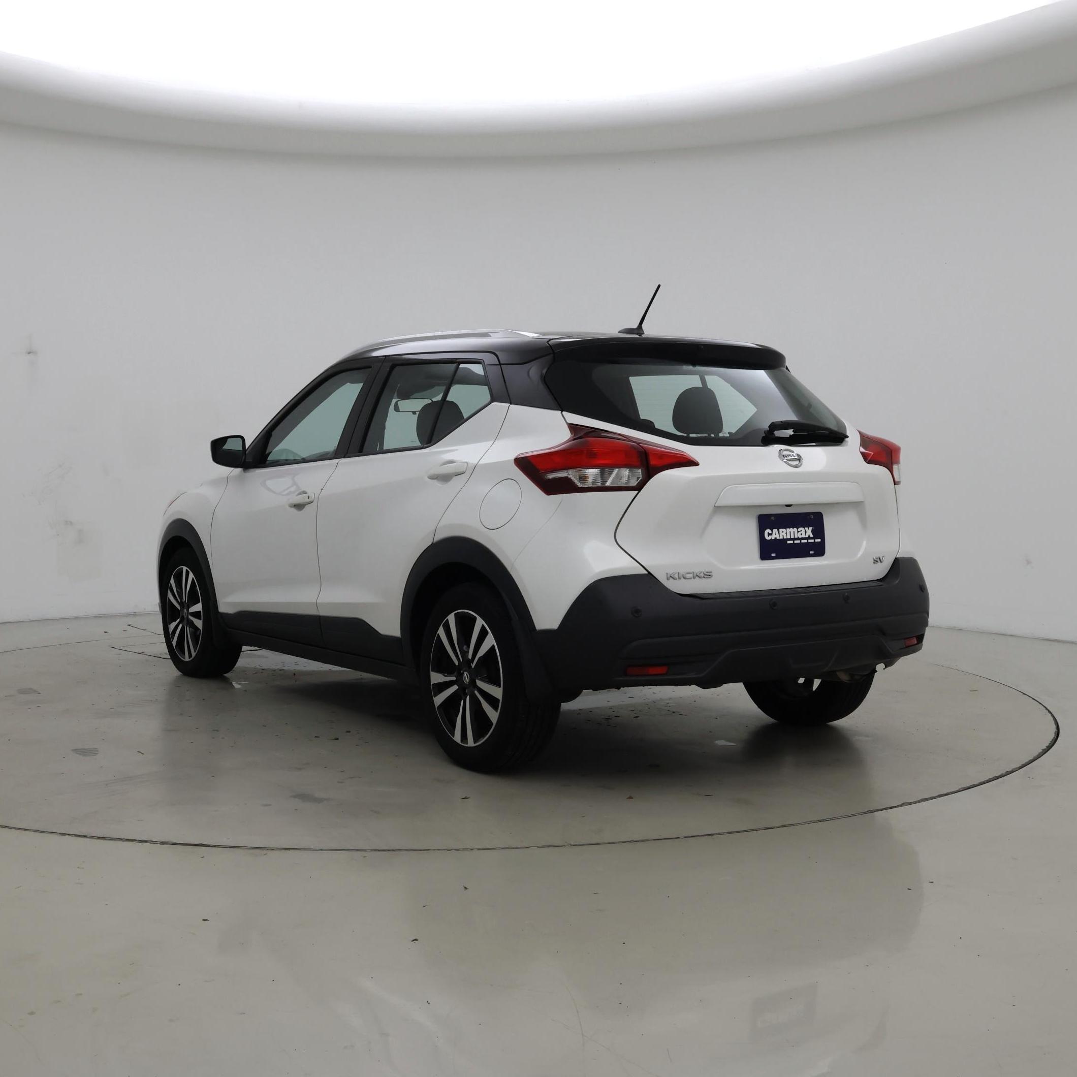 Thumbnail: 2020 Nissan Kicks - 2