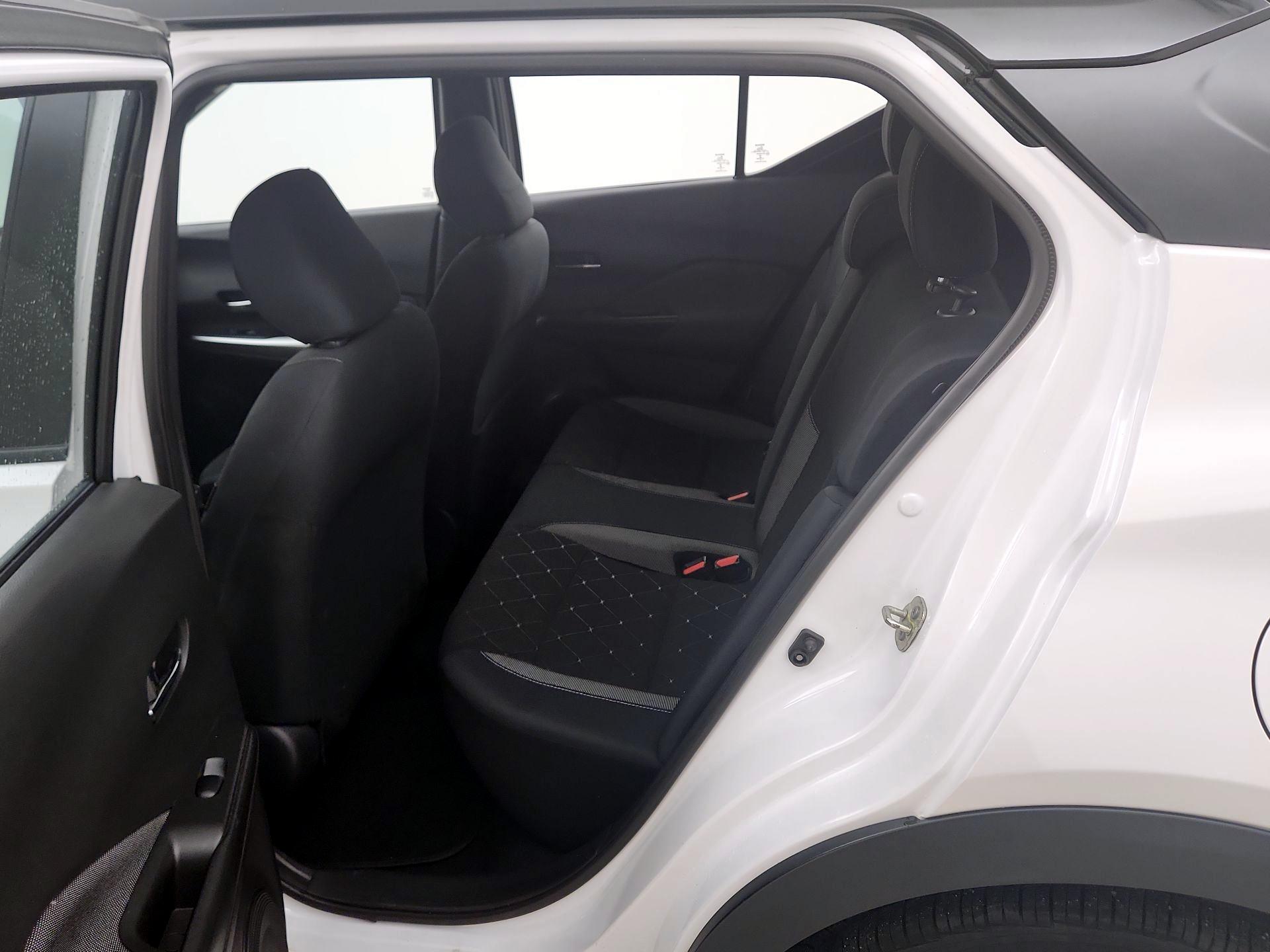 Thumbnail: 2020 Nissan Kicks - 19
