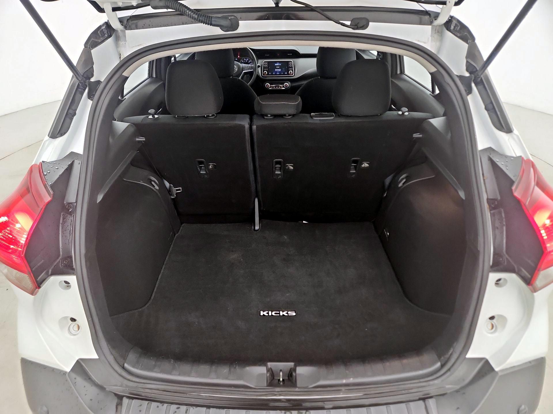 Thumbnail: 2020 Nissan Kicks - 20