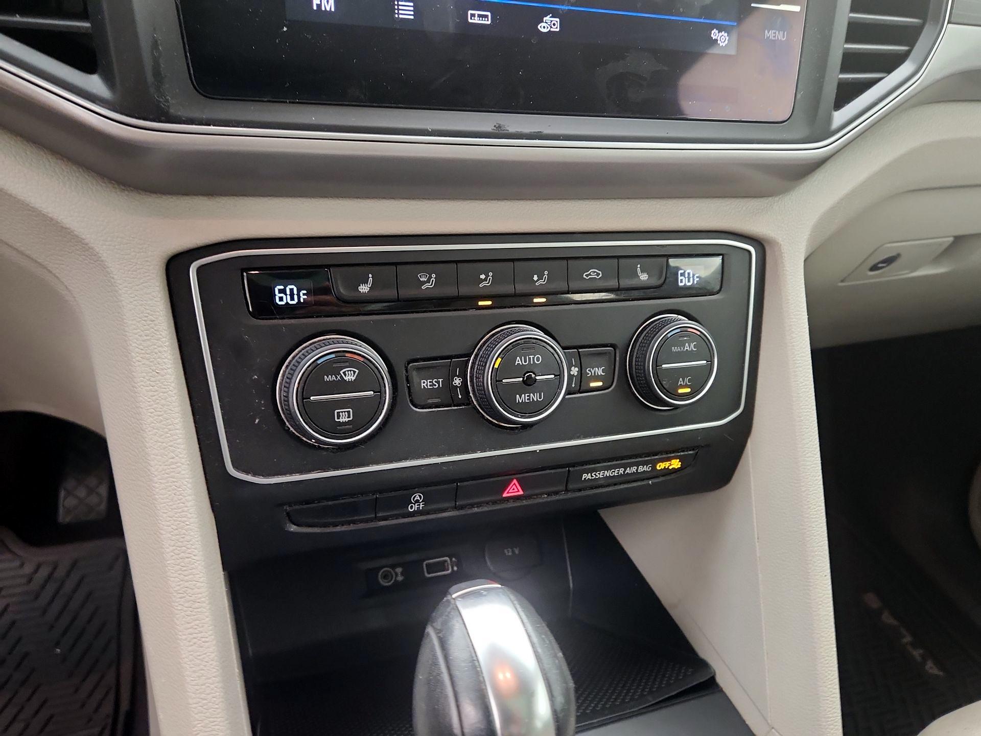 Thumbnail: 2019 Volkswagen Atlas - 16