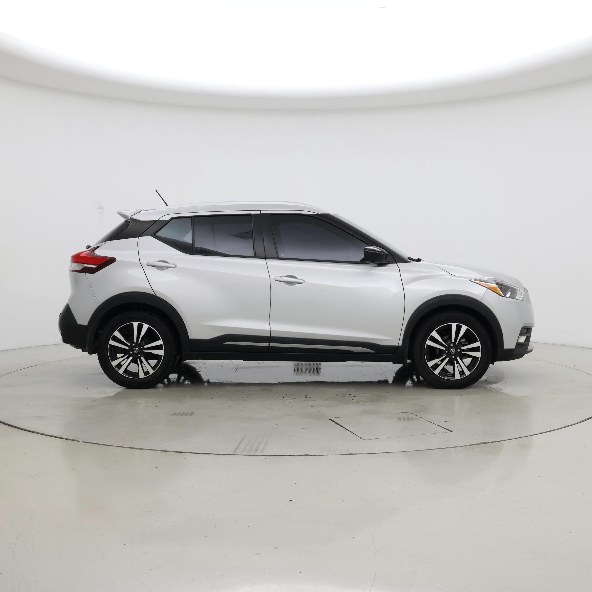 Thumbnail: 2020 Nissan Kicks - 7
