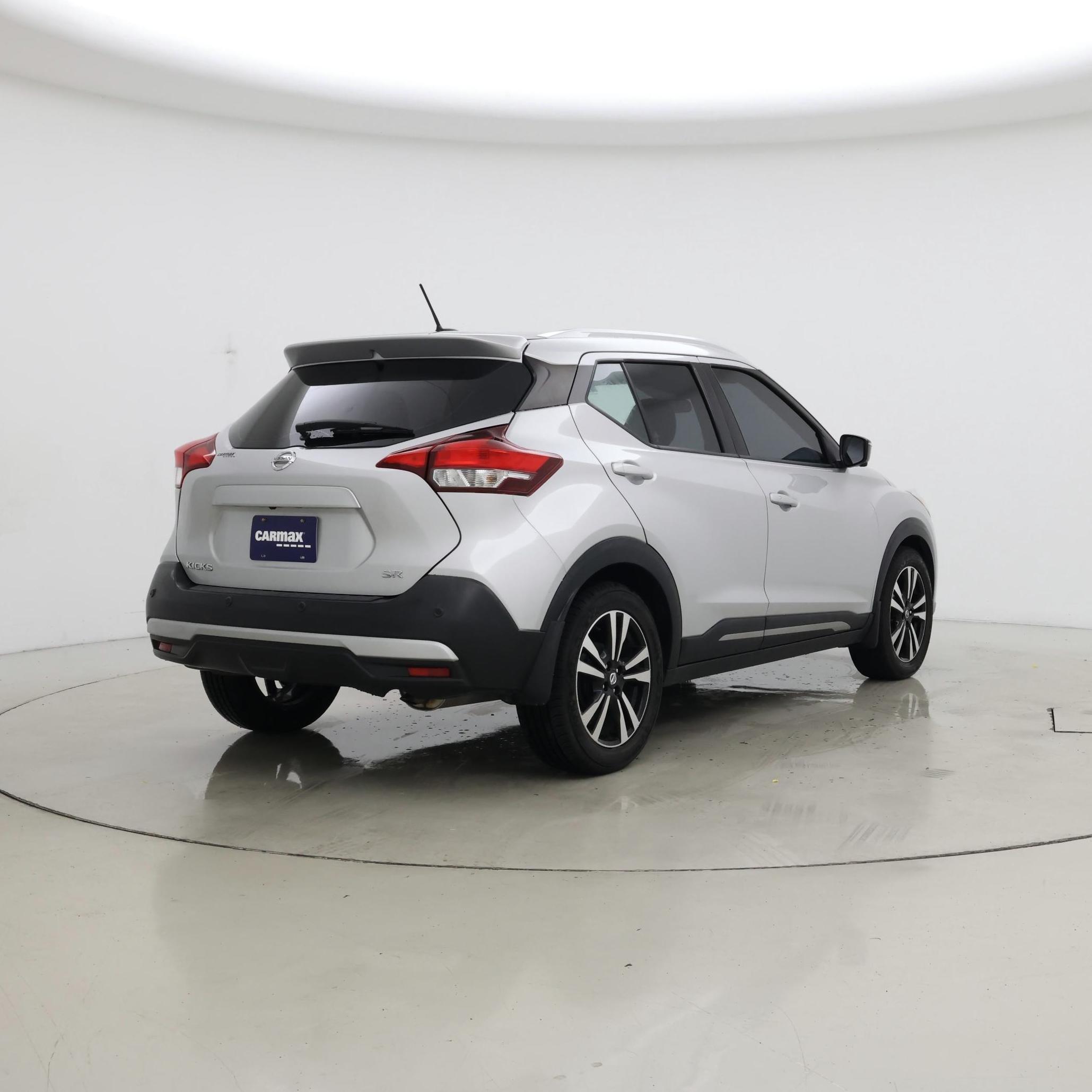 Thumbnail: 2020 Nissan Kicks - 8