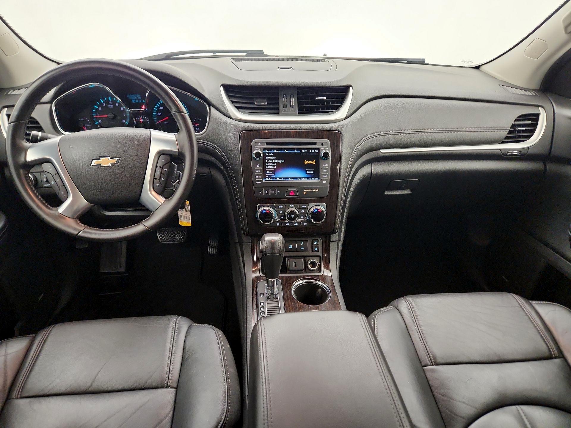 Thumbnail: 2017 Chevrolet Traverse - 9
