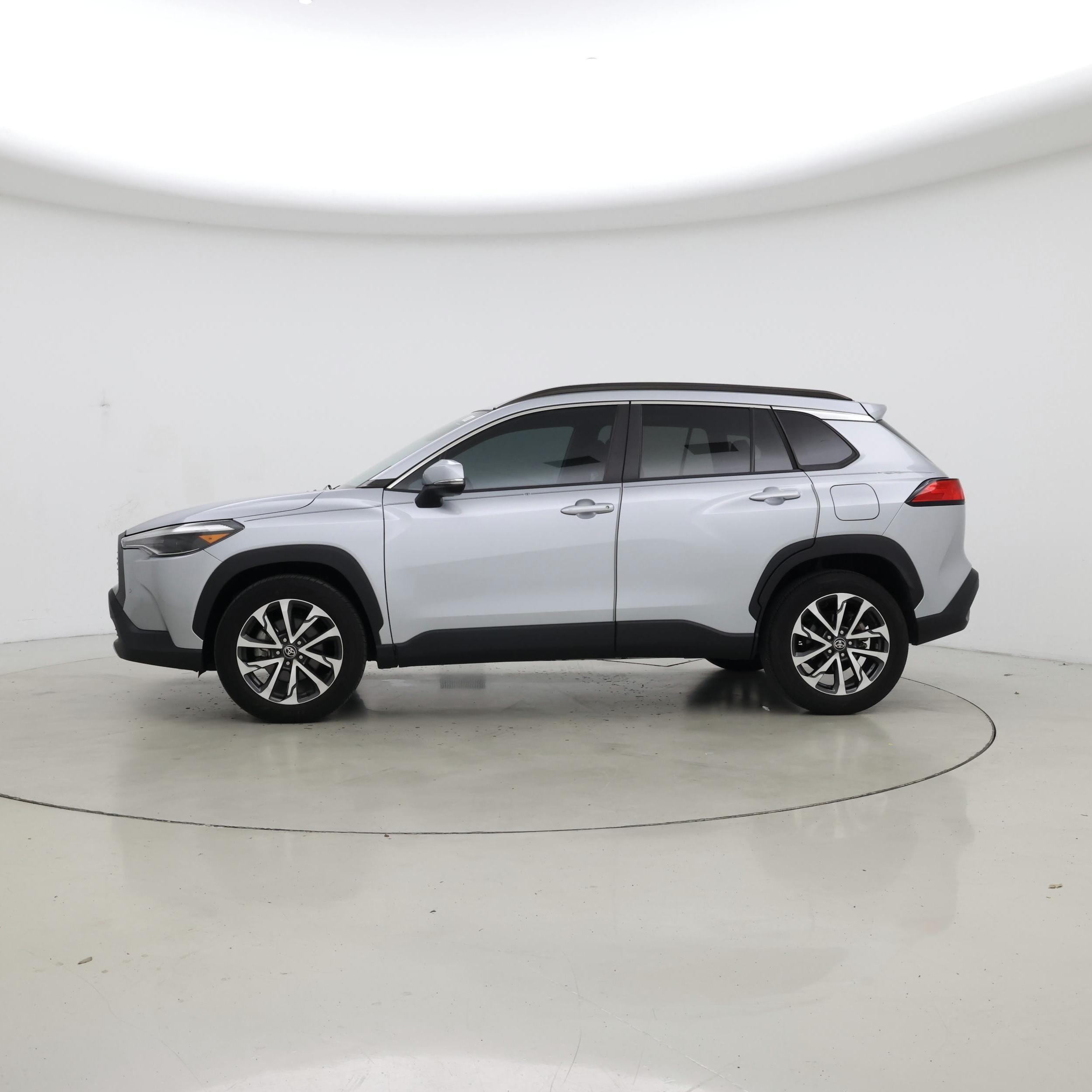 Thumbnail: 2023 Toyota Corolla Cross - 3