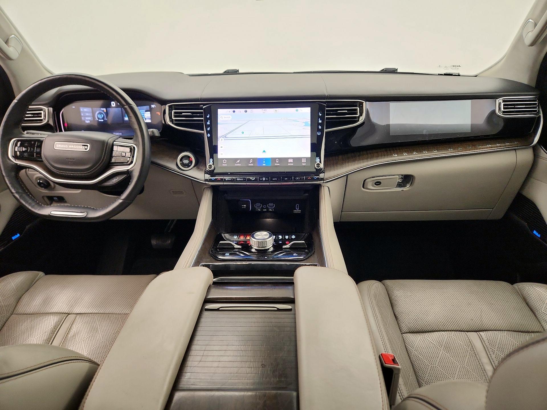 Thumbnail: 2022 Jeep Grand Wagoneer - 9