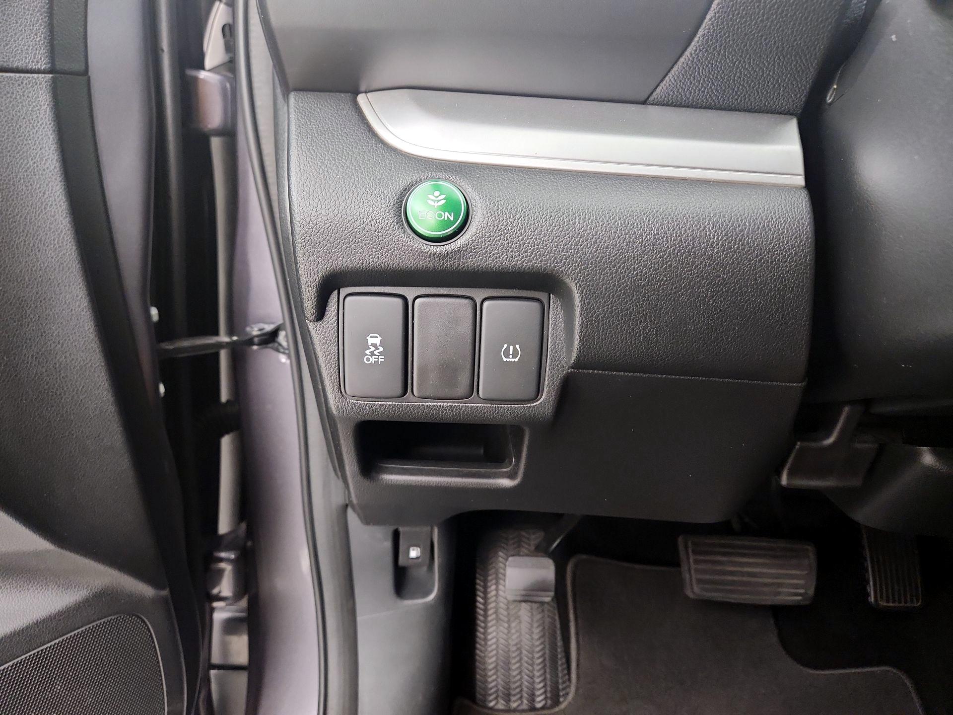 Thumbnail: 2016 Honda CR-V - 13