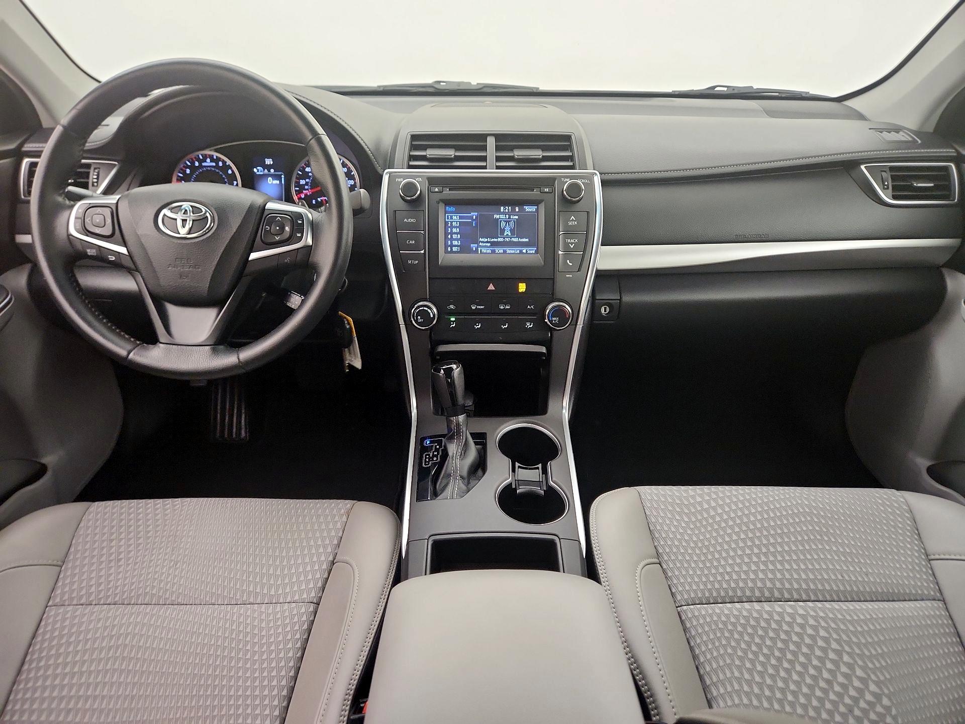 Thumbnail: 2015 Toyota Camry - 9