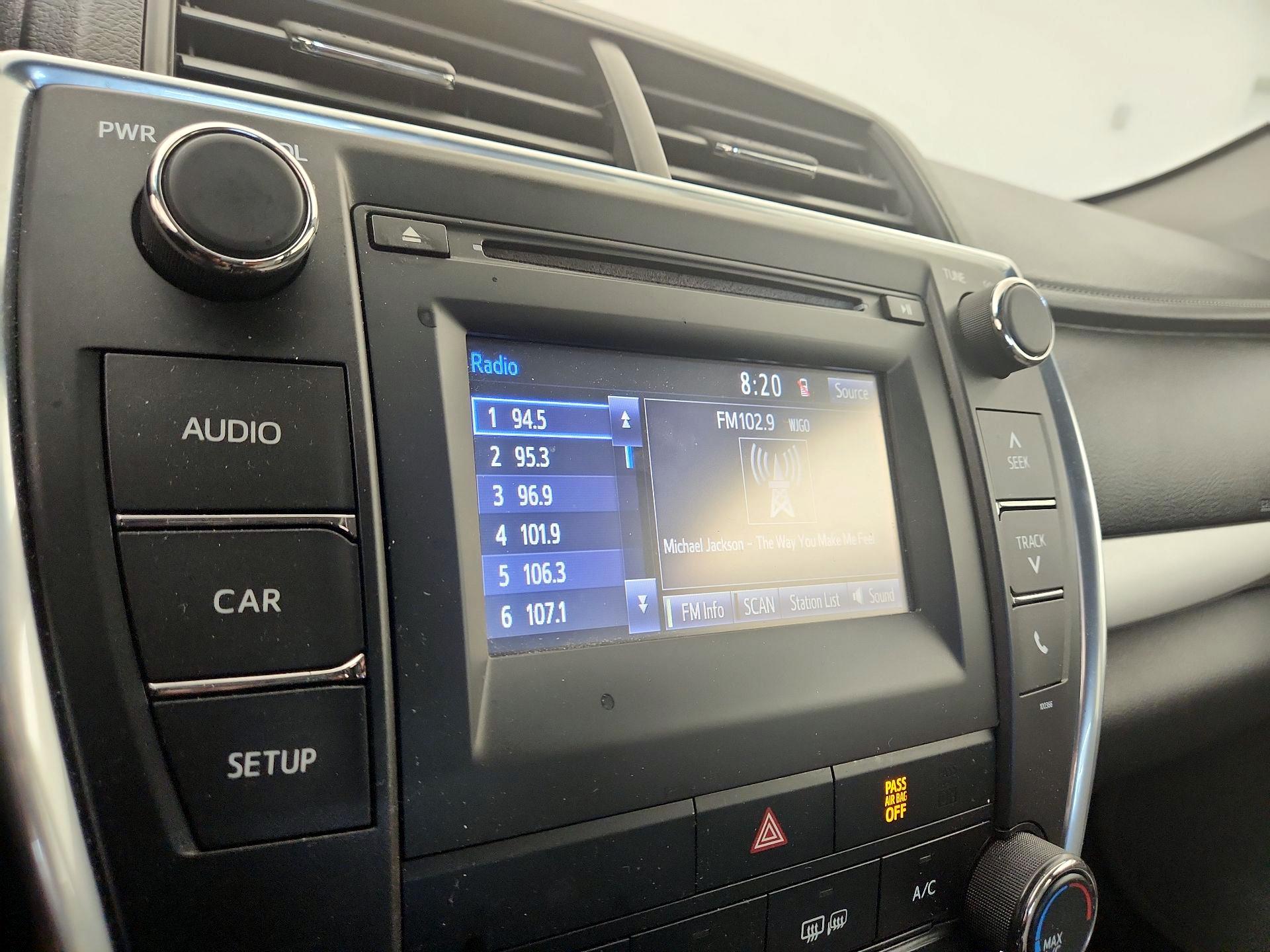 Thumbnail: 2015 Toyota Camry - 15