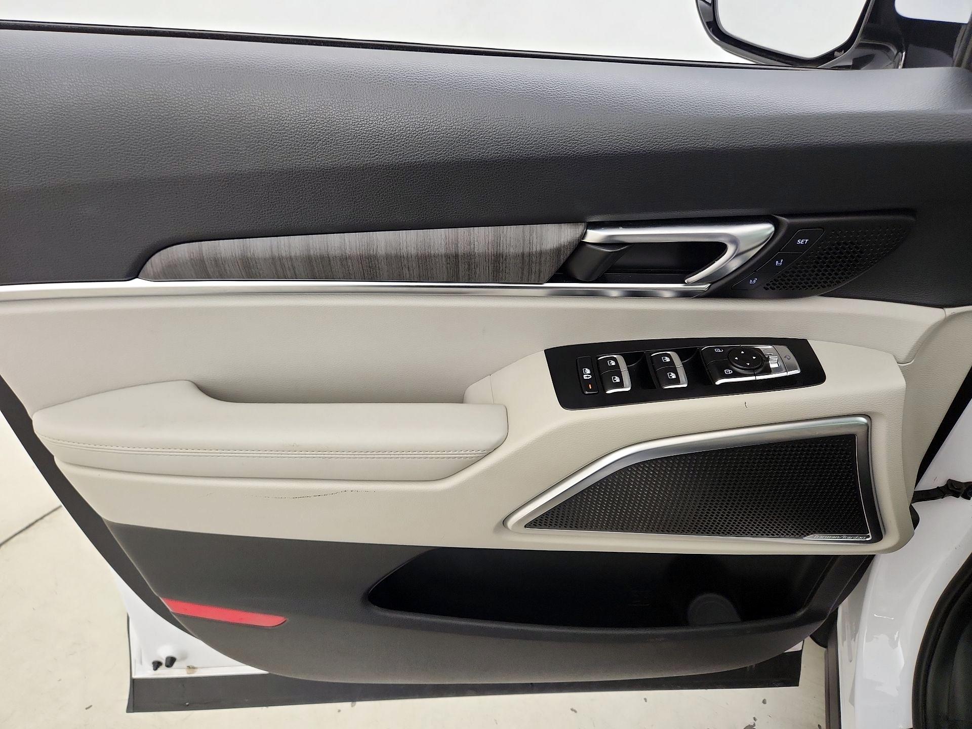 Thumbnail: 2024 Kia Telluride - 12