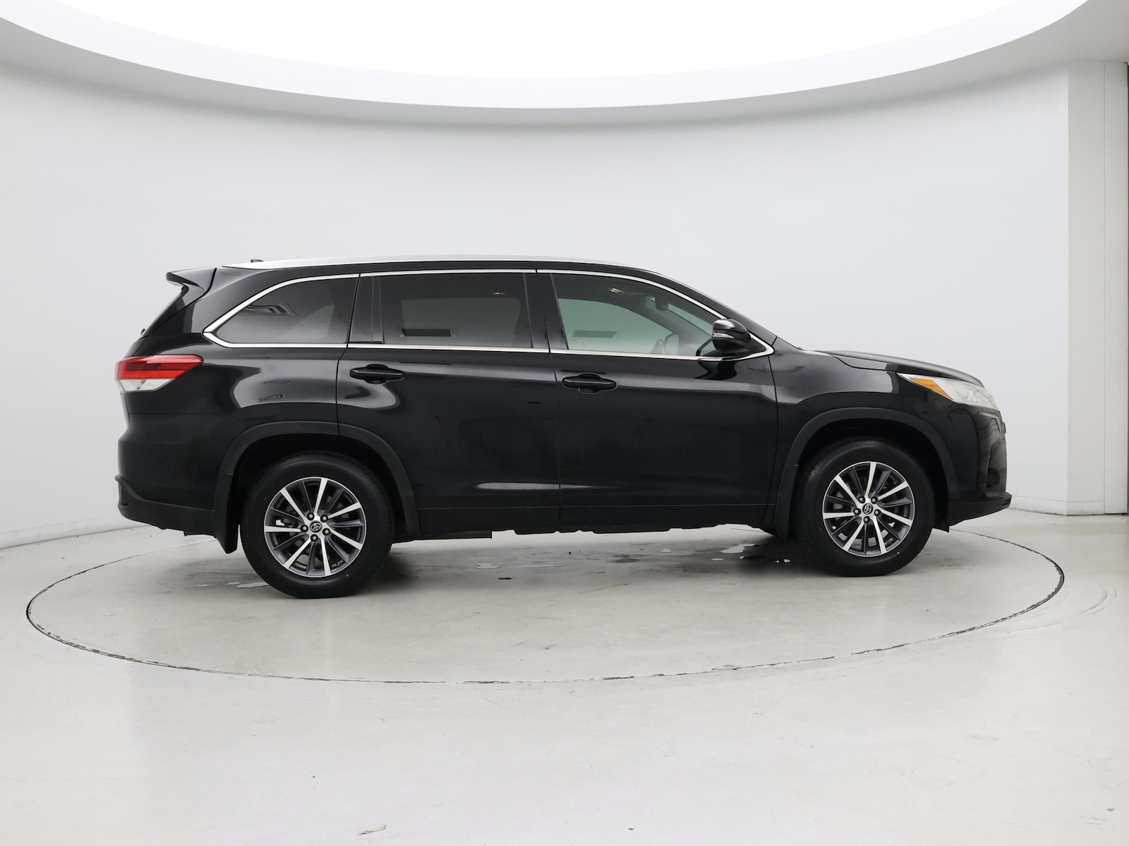 Image of 2017 Toyota Highlander XLE