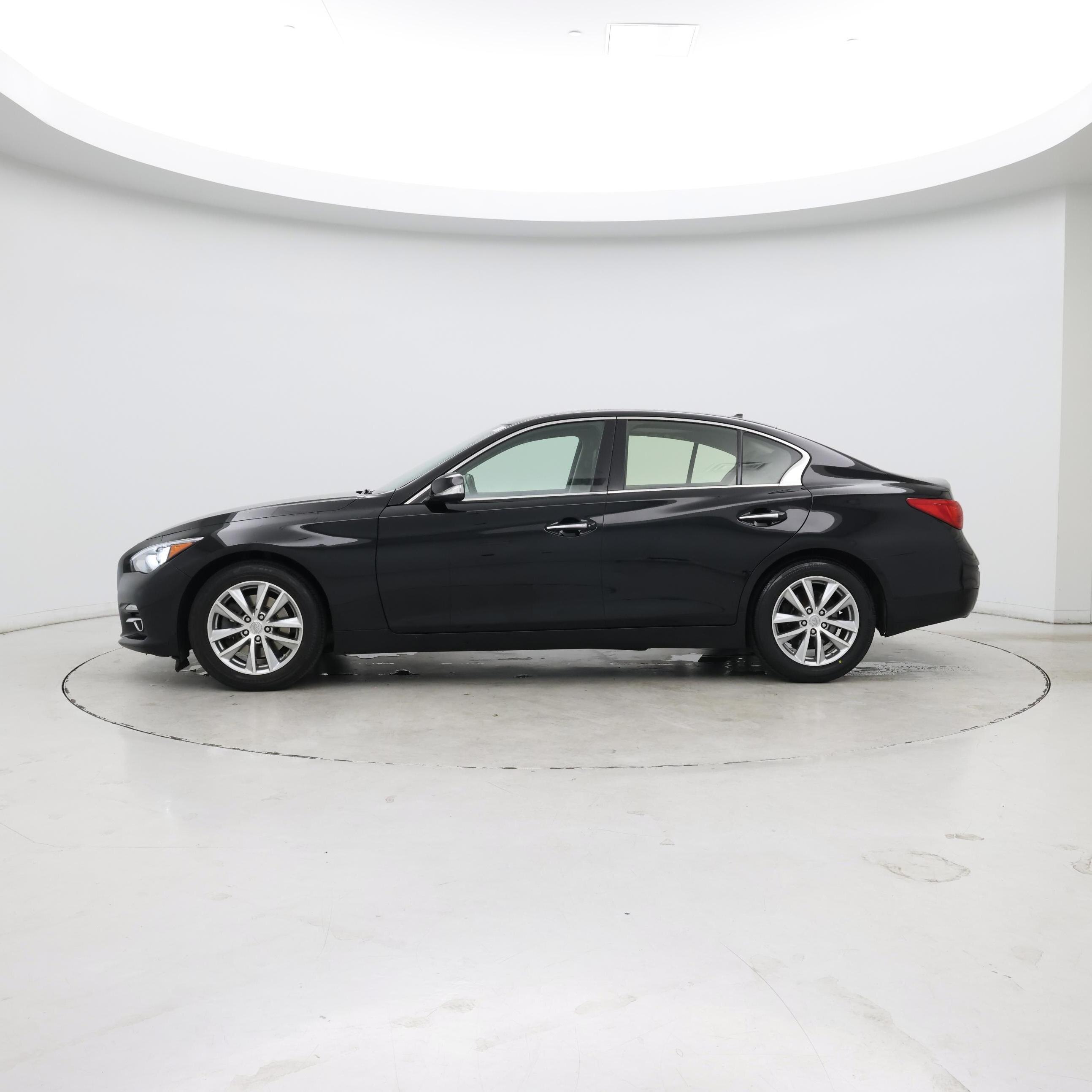 Thumbnail: 2015 INFINITI Q50 - 3