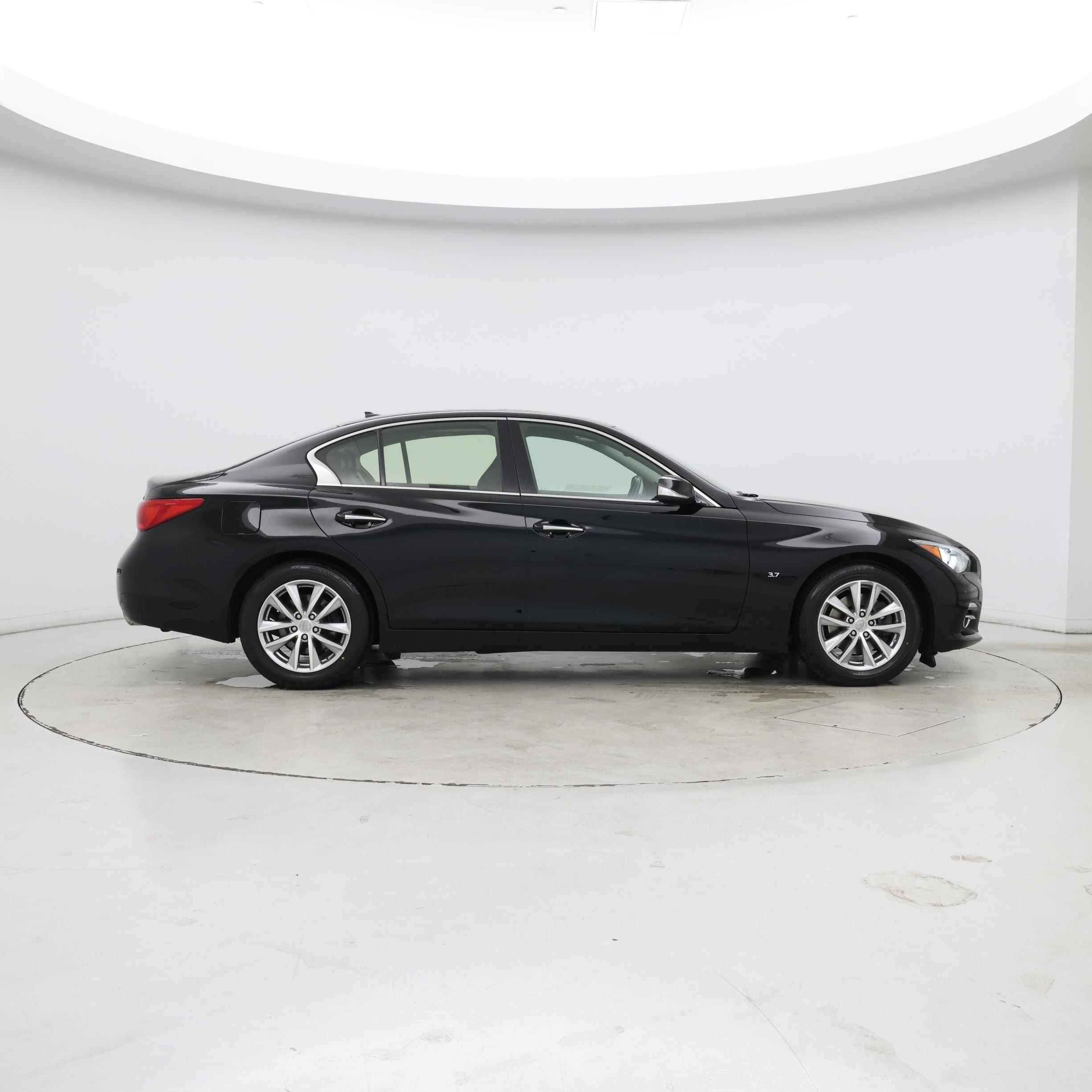 Thumbnail: 2015 INFINITI Q50 - 7