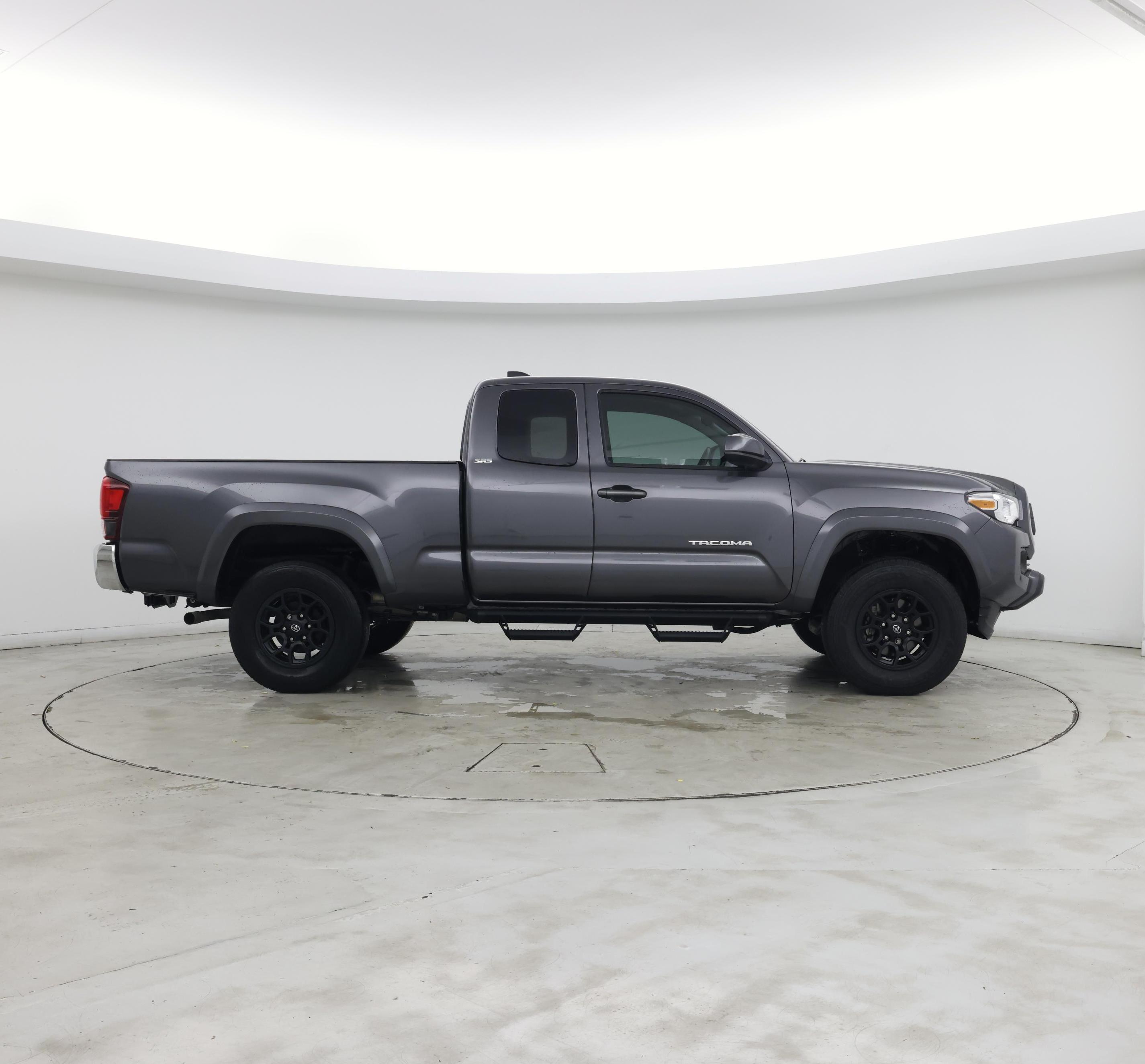Thumbnail: 2022 Toyota Tacoma - 7
