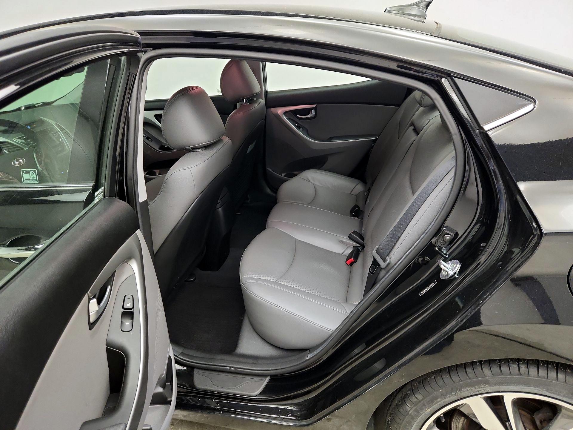 Thumbnail: 2014 Hyundai Elantra - 18