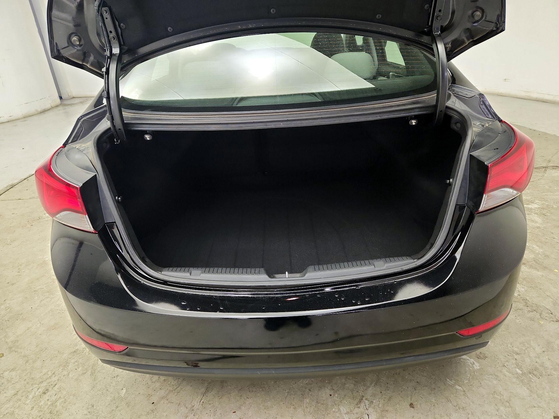 Thumbnail: 2014 Hyundai Elantra - 19