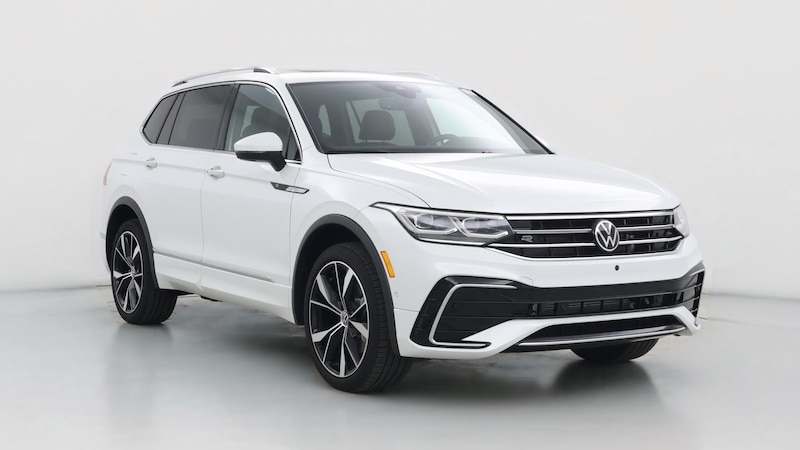 2024 Volkswagen Tiguan SE R-Line Hero Image