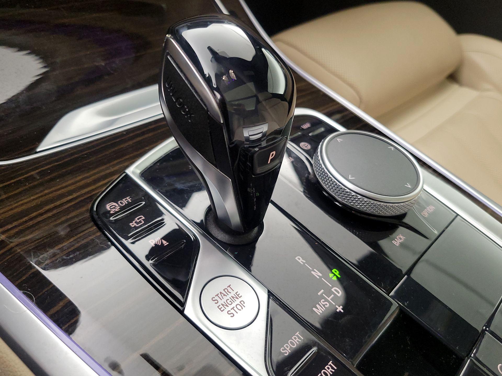 Thumbnail: 2021 BMW X5 - 18