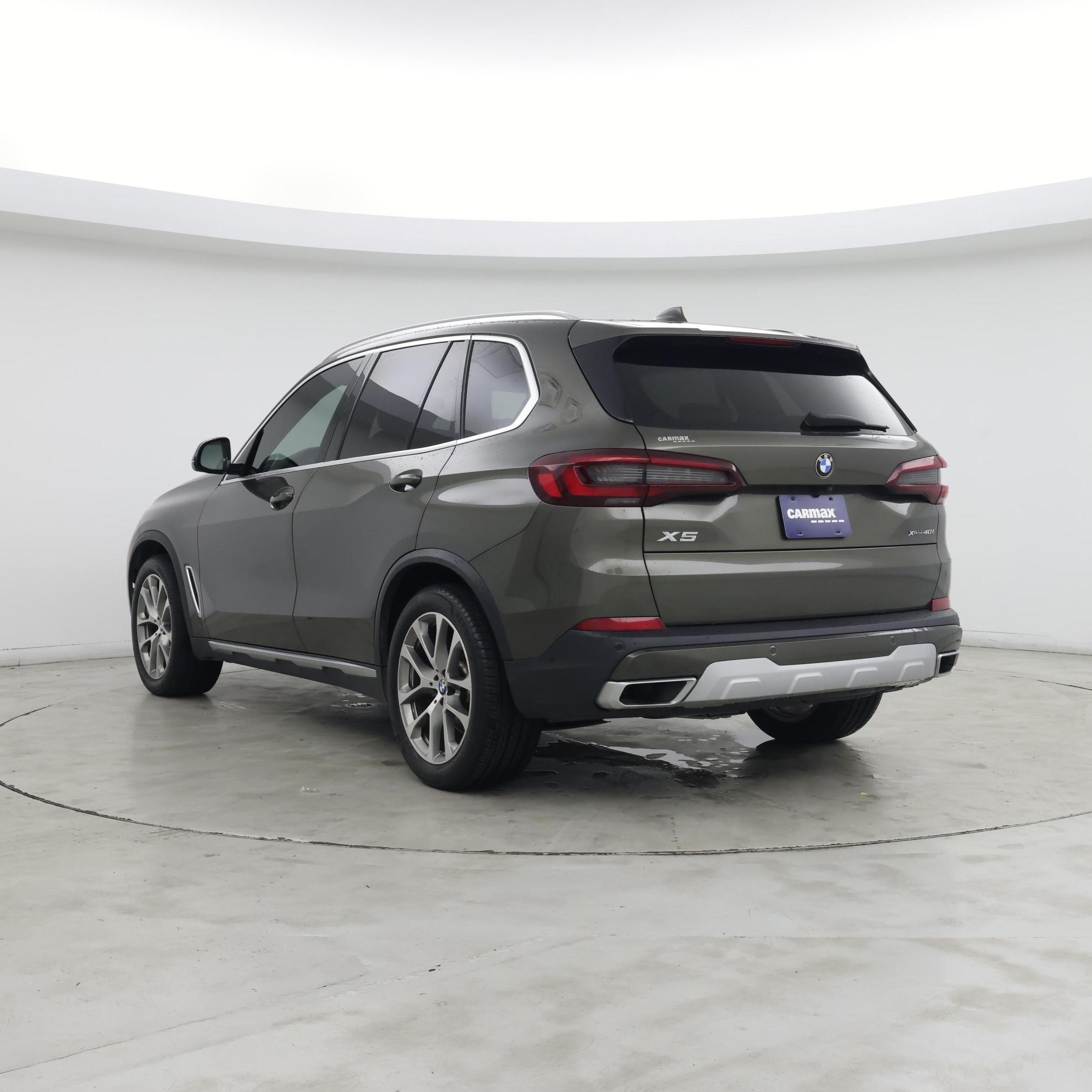 Thumbnail: 2021 BMW X5 - 2