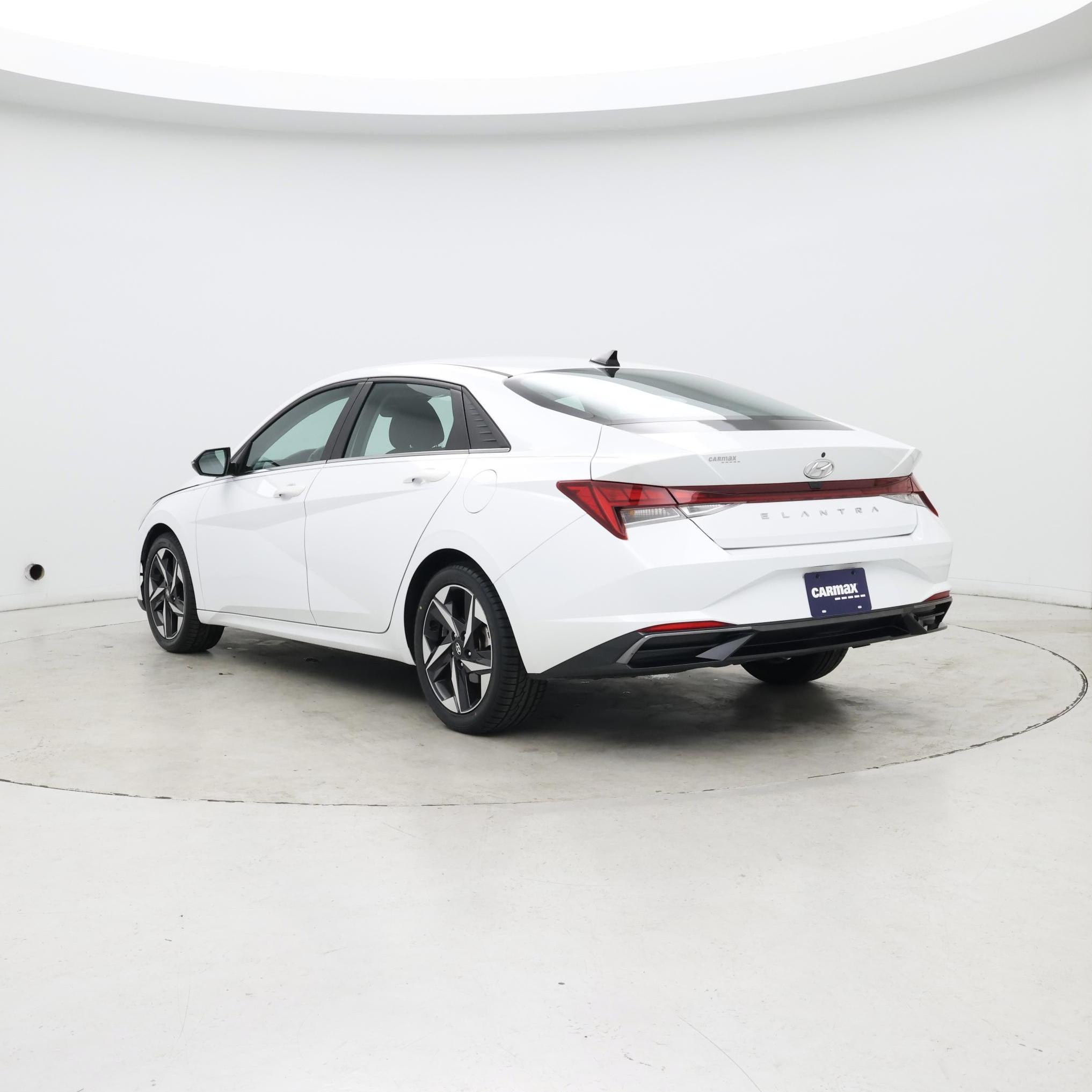 Thumbnail: 2021 Hyundai Elantra - 2