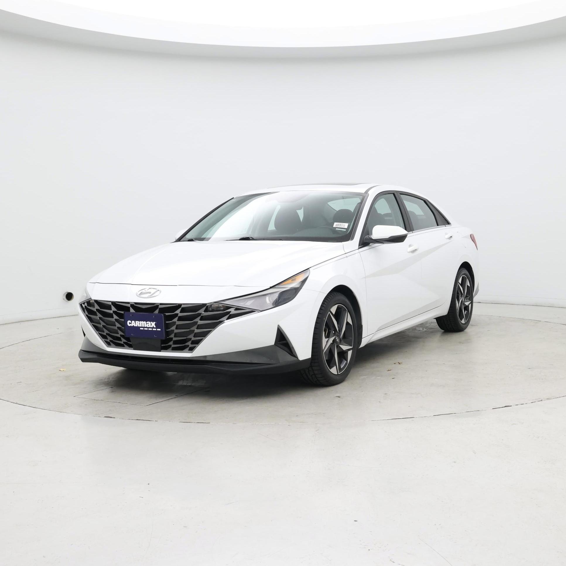 Thumbnail: 2021 Hyundai Elantra - 4
