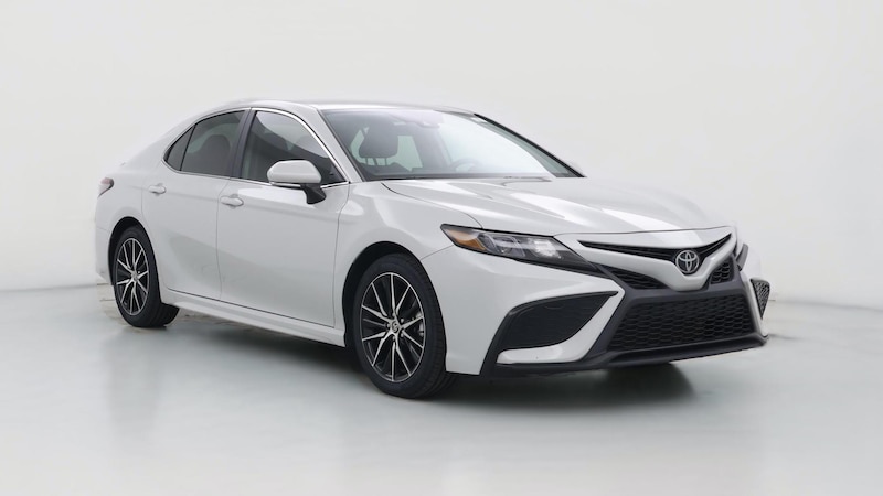 2024 Toyota Camry SE Hero Image