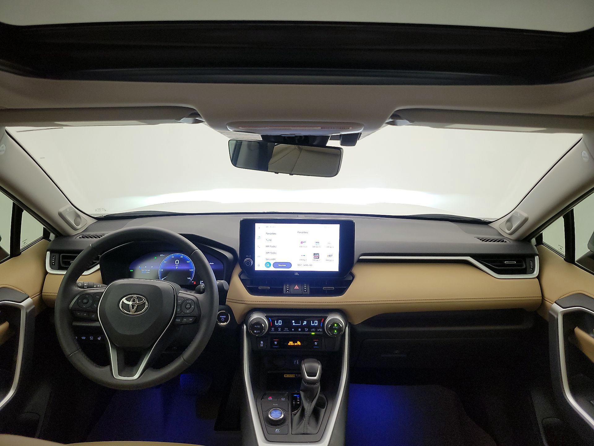 Thumbnail: 2023 Toyota RAV4 - 9