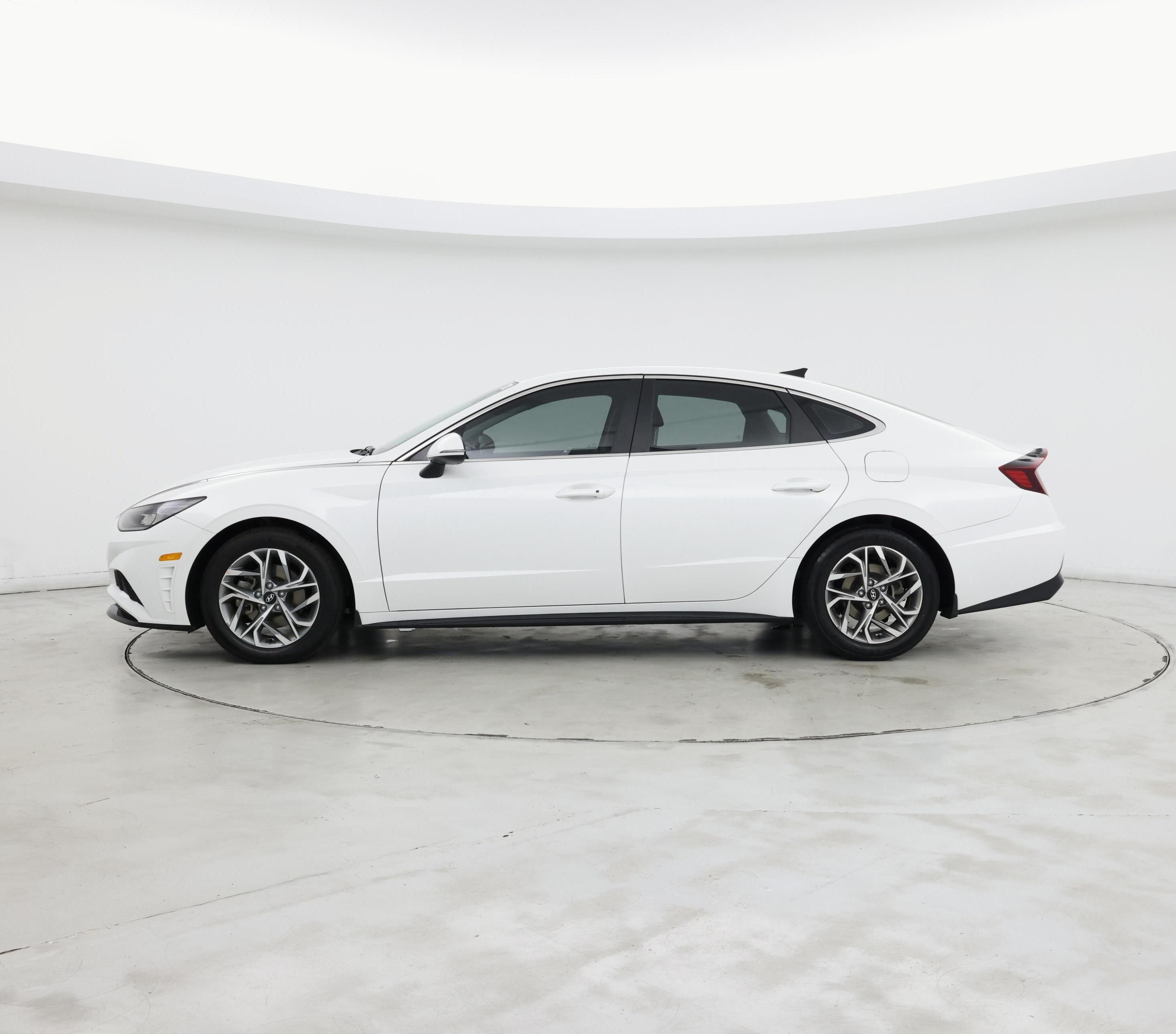 Thumbnail: 2022 Hyundai Sonata - 3