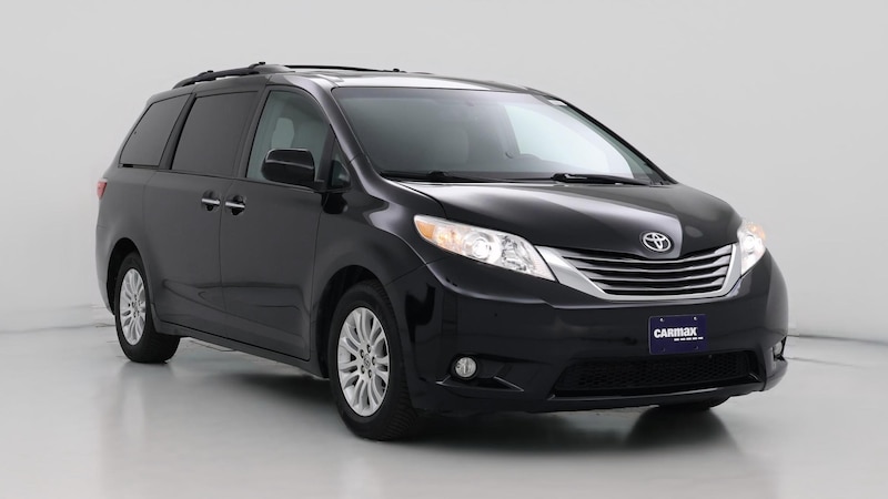 2017 Toyota Sienna XLE Premium Hero Image